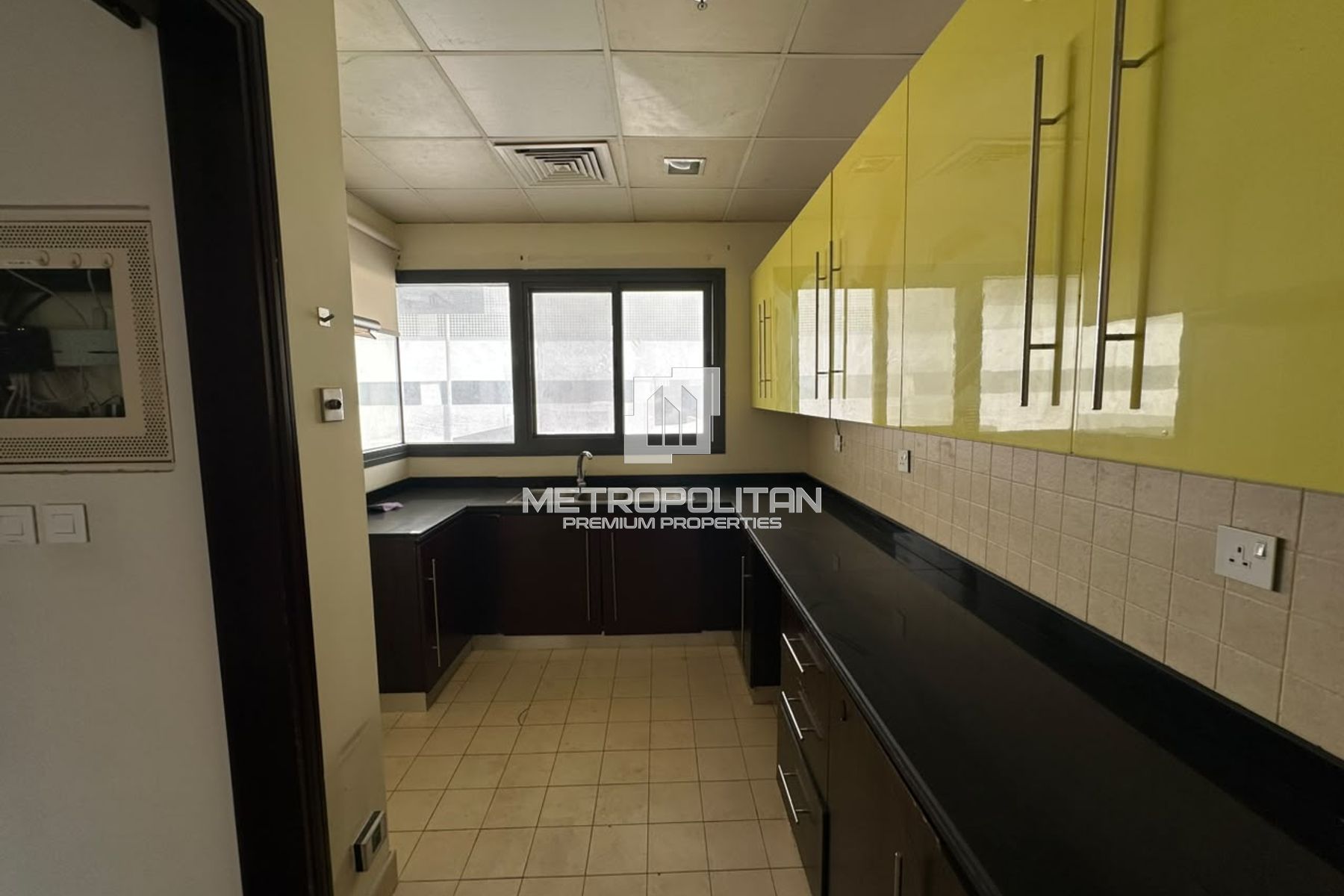 3BR TH with Basement | Park View | Vacant