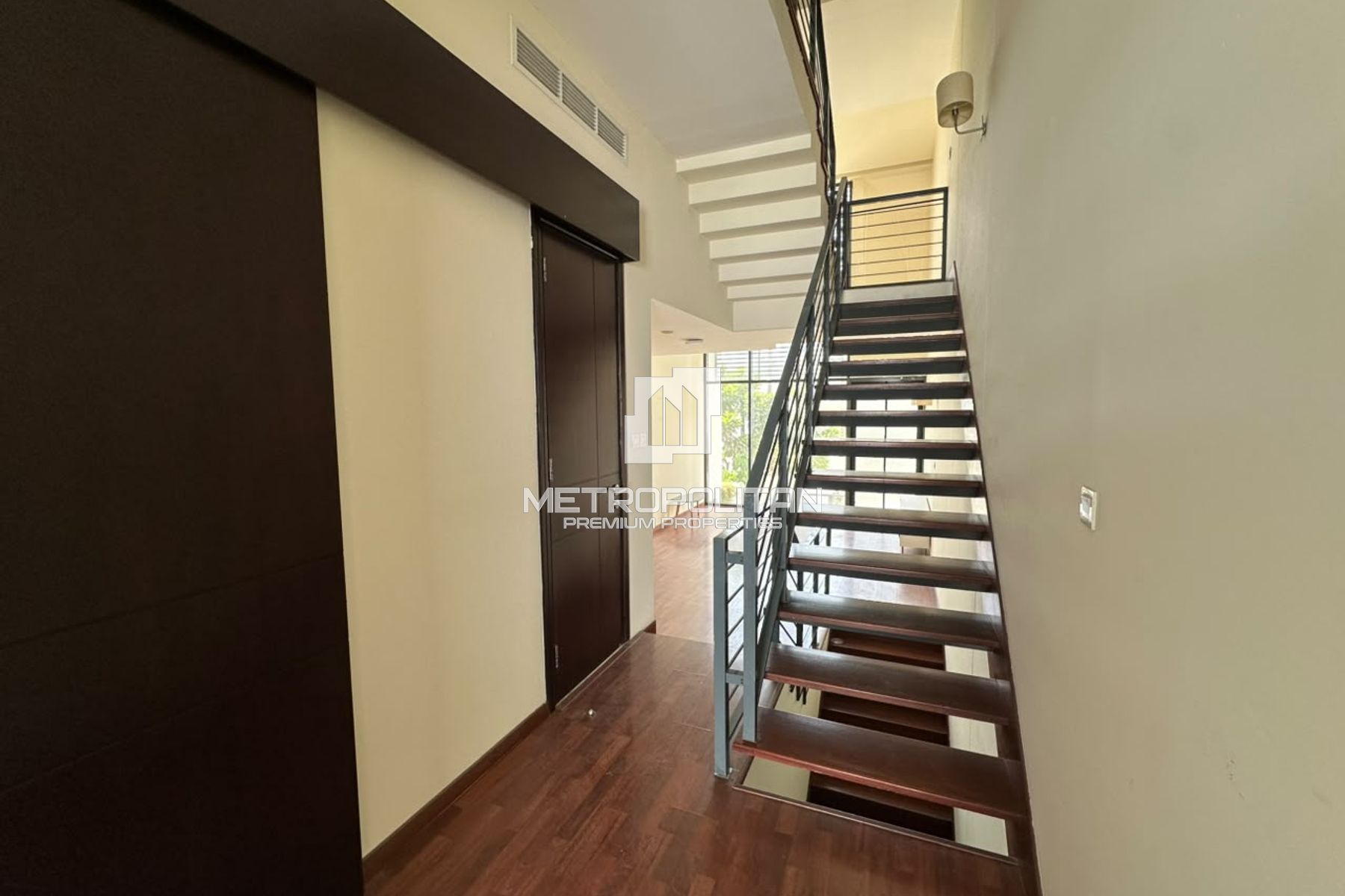 3BR TH with Basement | Park View | Vacant