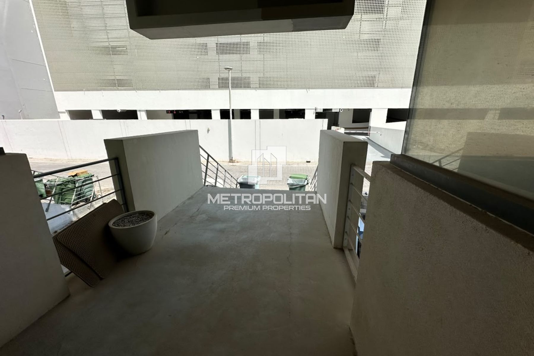 3BR TH with Basement | Park View | Vacant