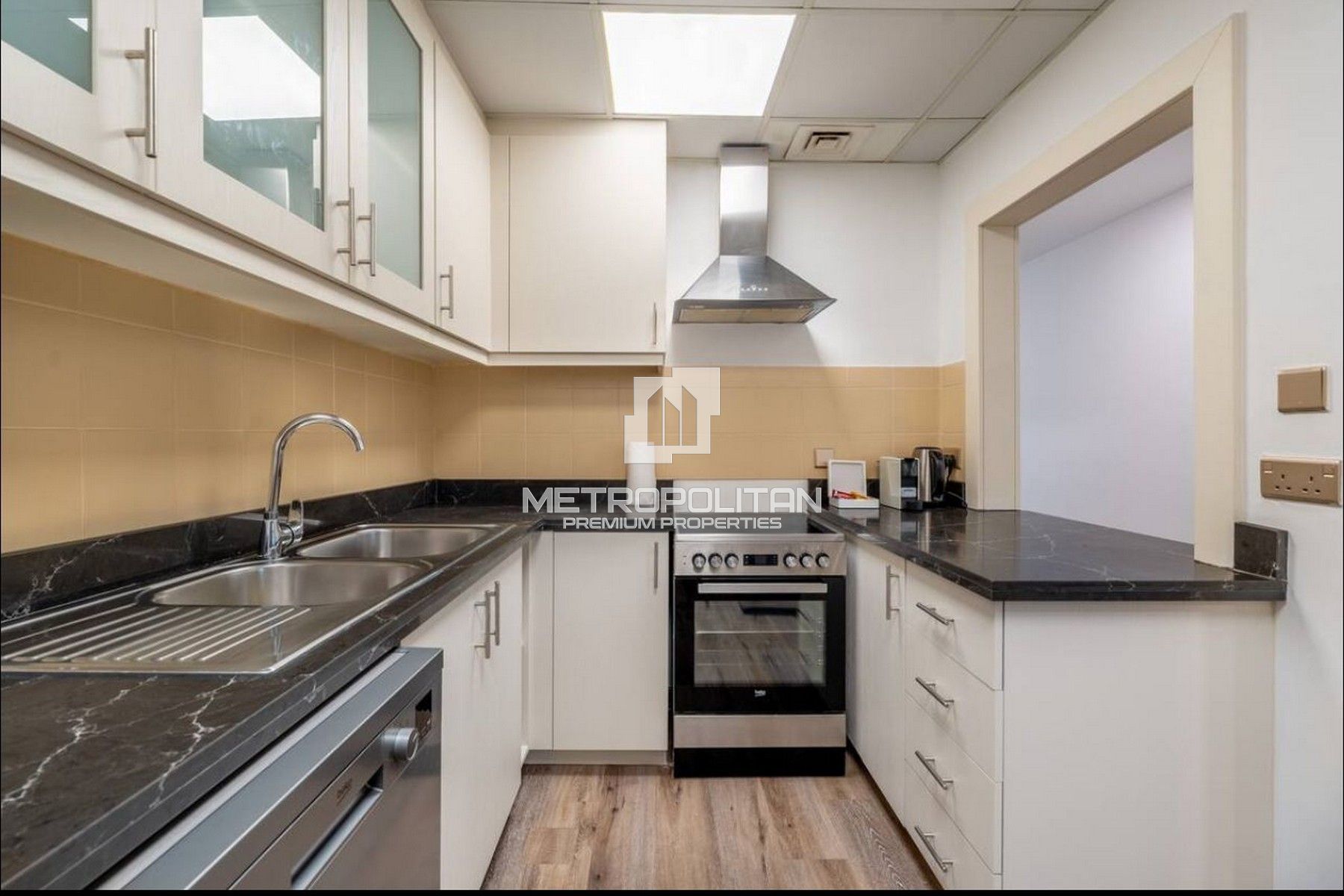 Amazing Sea View | Fully Upgraded and Furnished