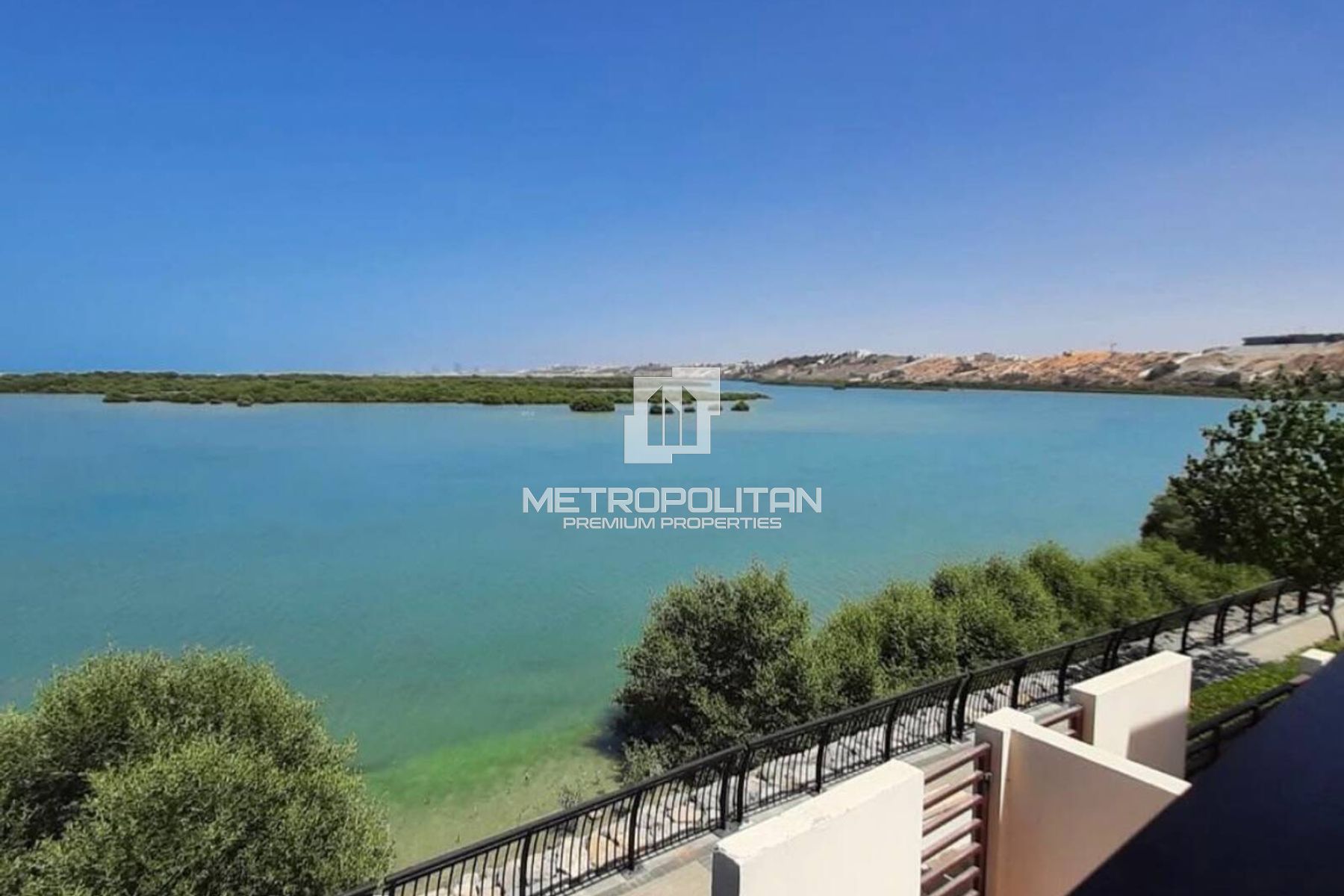 Купить таунхаус в Flamingo Villas, Mina Al Arab - MPS-50869