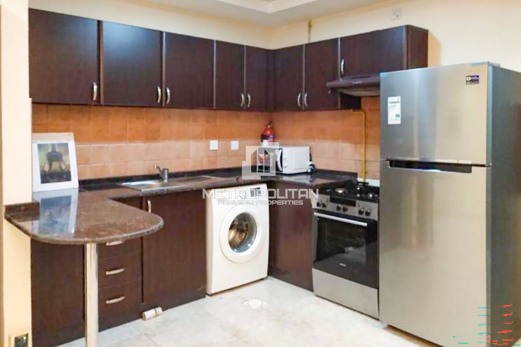 Furnished 1 BR | Next to The Mall & Park | Rented