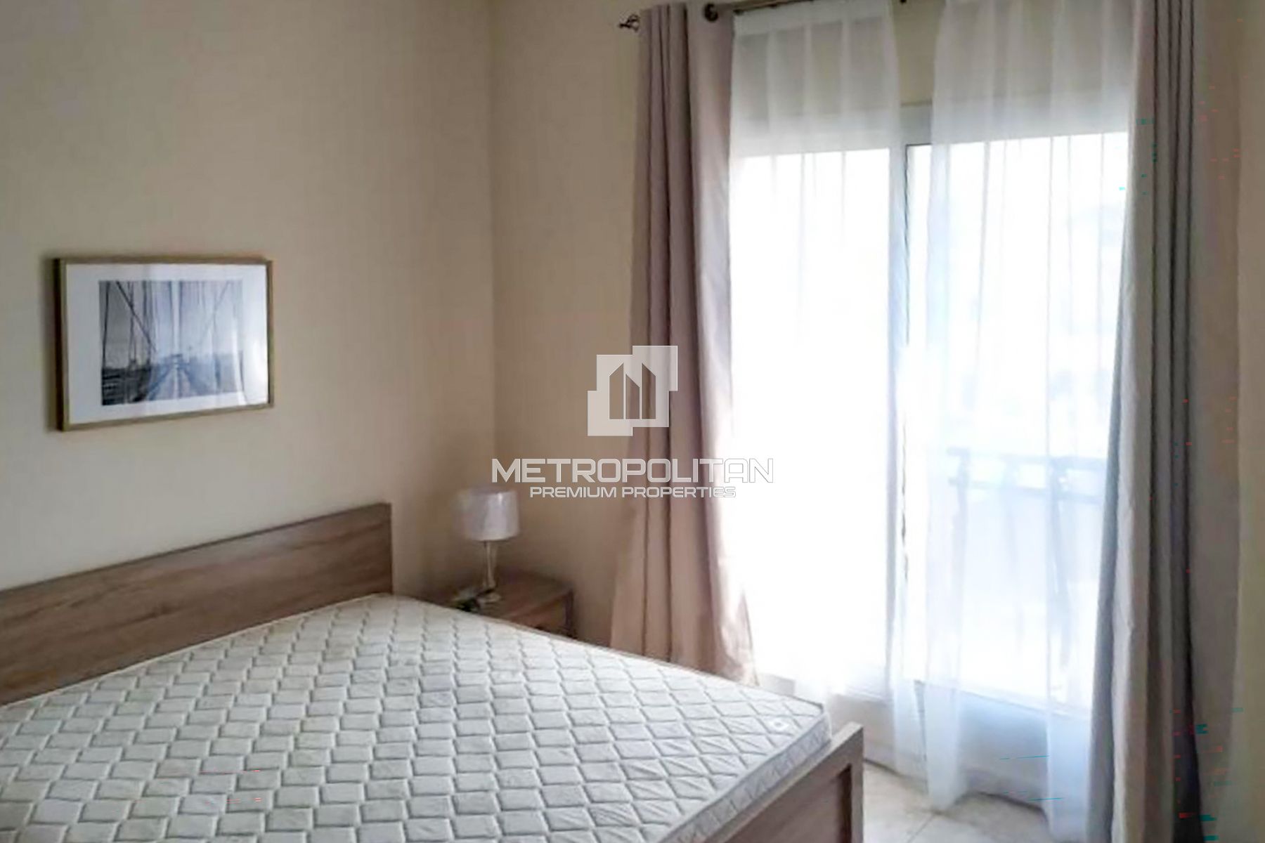 Furnished 1 BR | Next to The Mall & Park | Rented