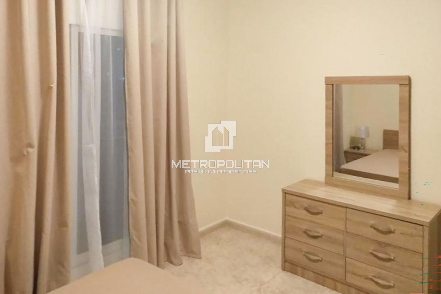 Furnished 1 BR | Next to The Mall & Park | Rented