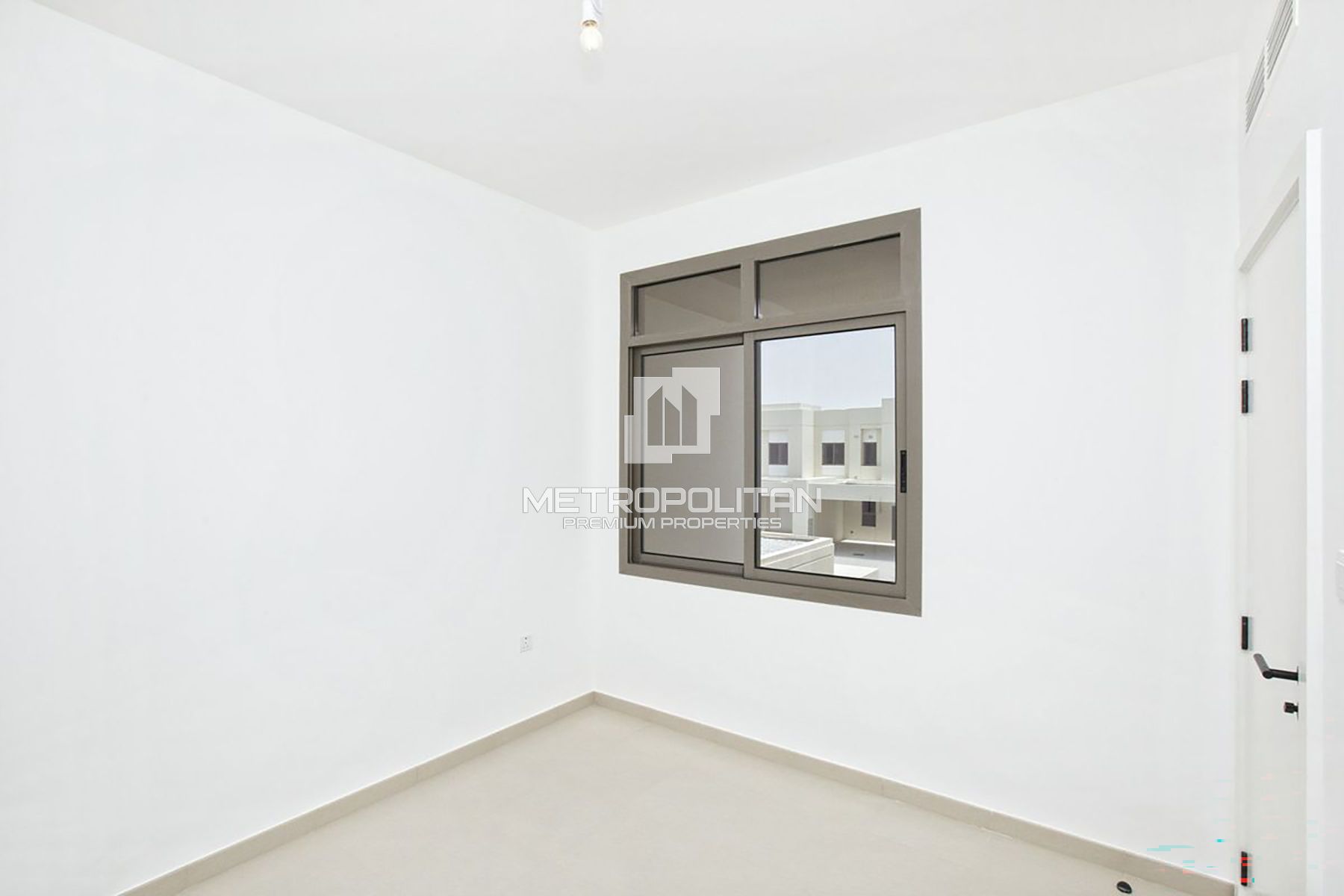 Exclusive | Single Row | Close to Amenities