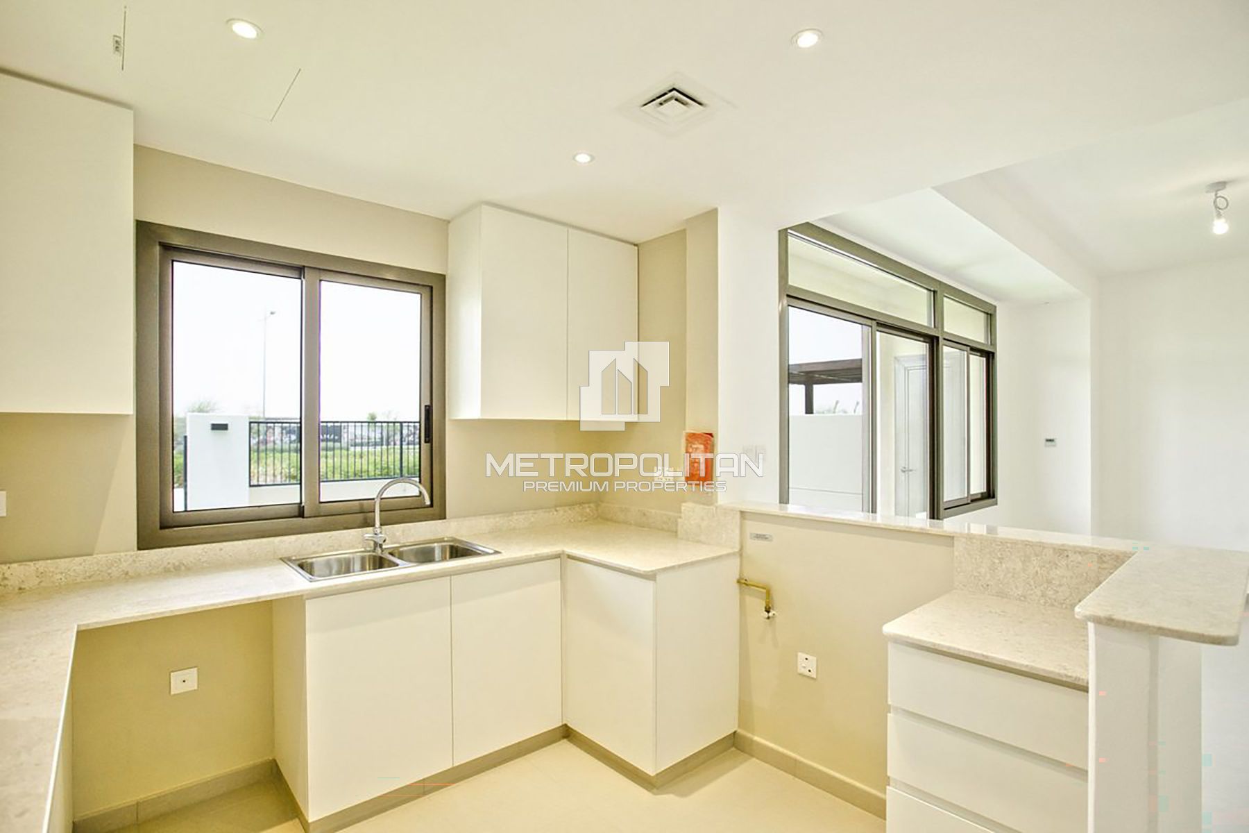 Exclusive | Single Row | Close to Amenities