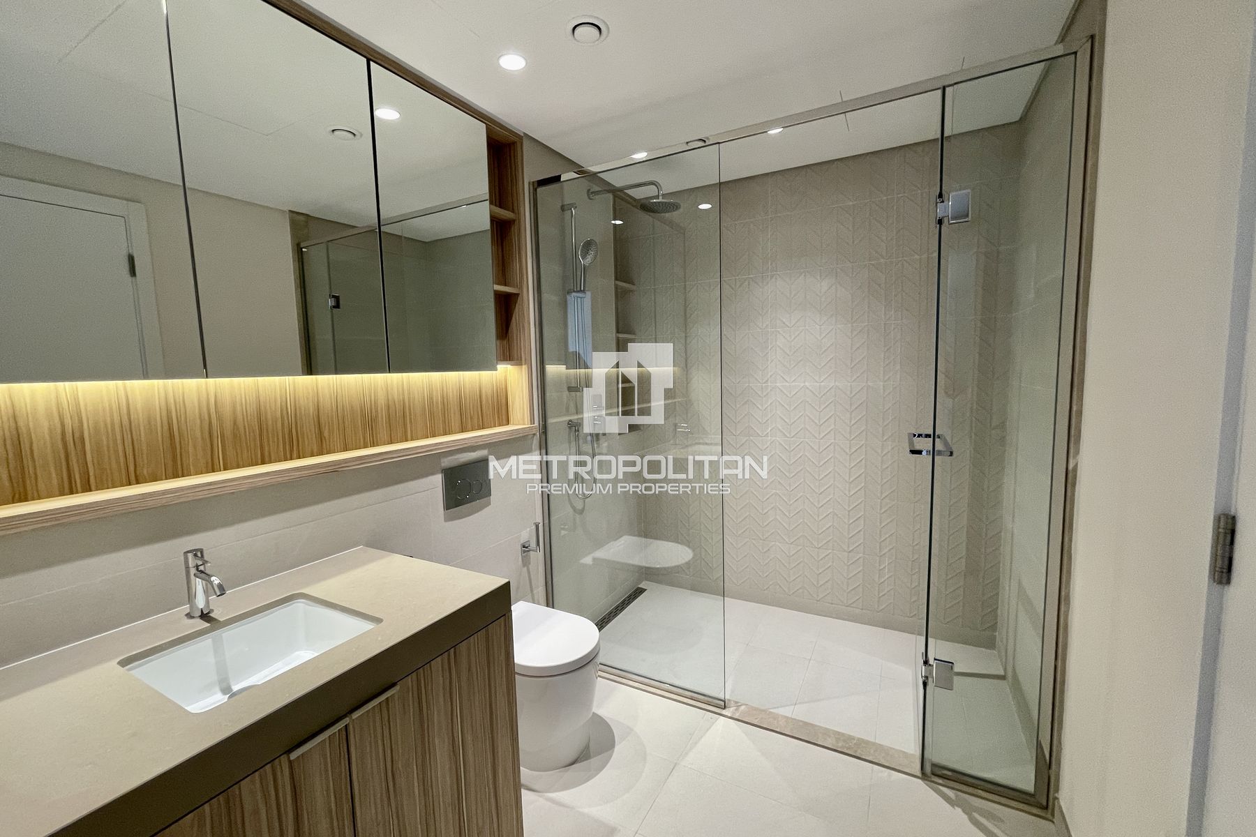 Ras Al Khor View | Bright Unit | Smart Investment