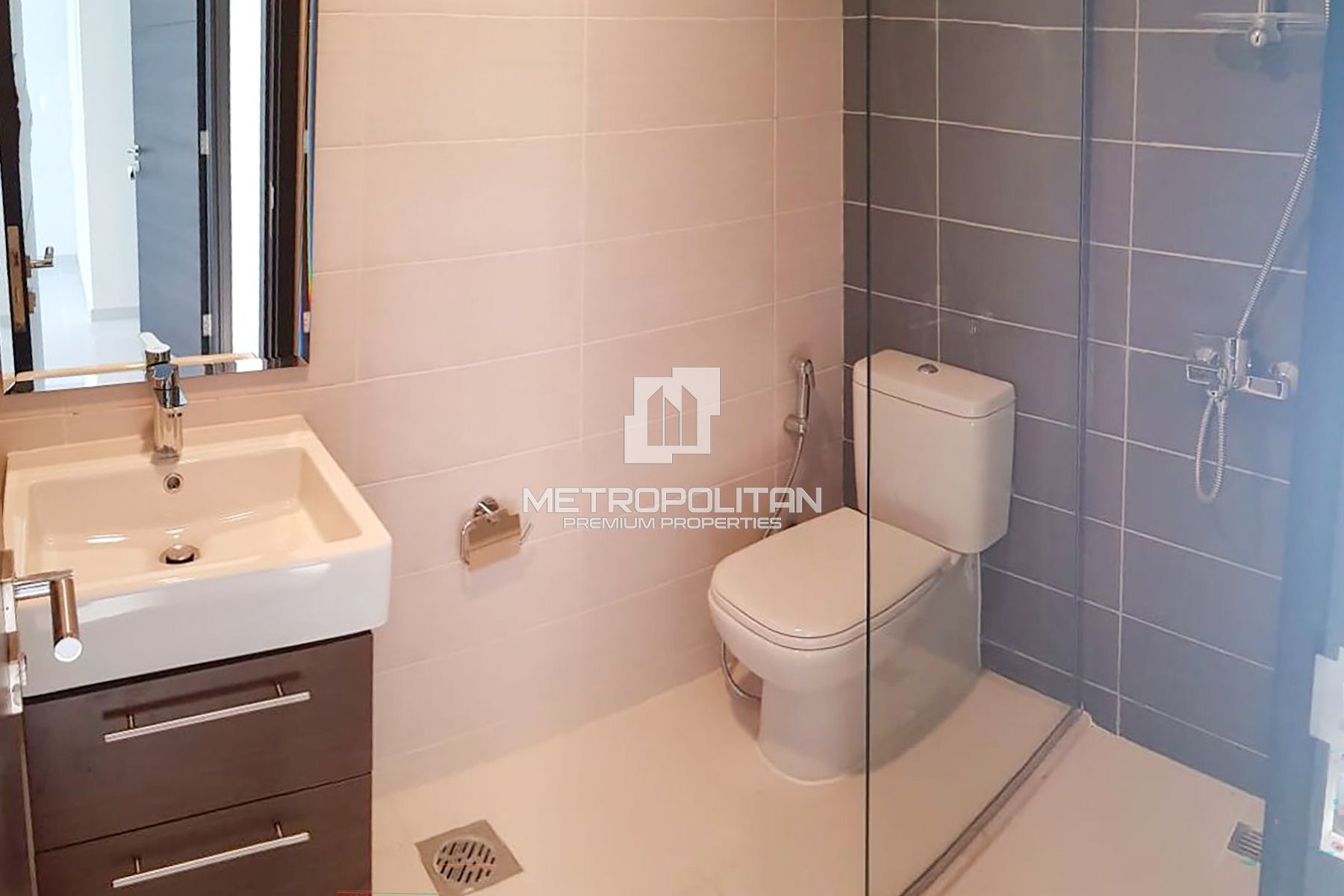 Family Living | Single Row| Near Pool | Best Value