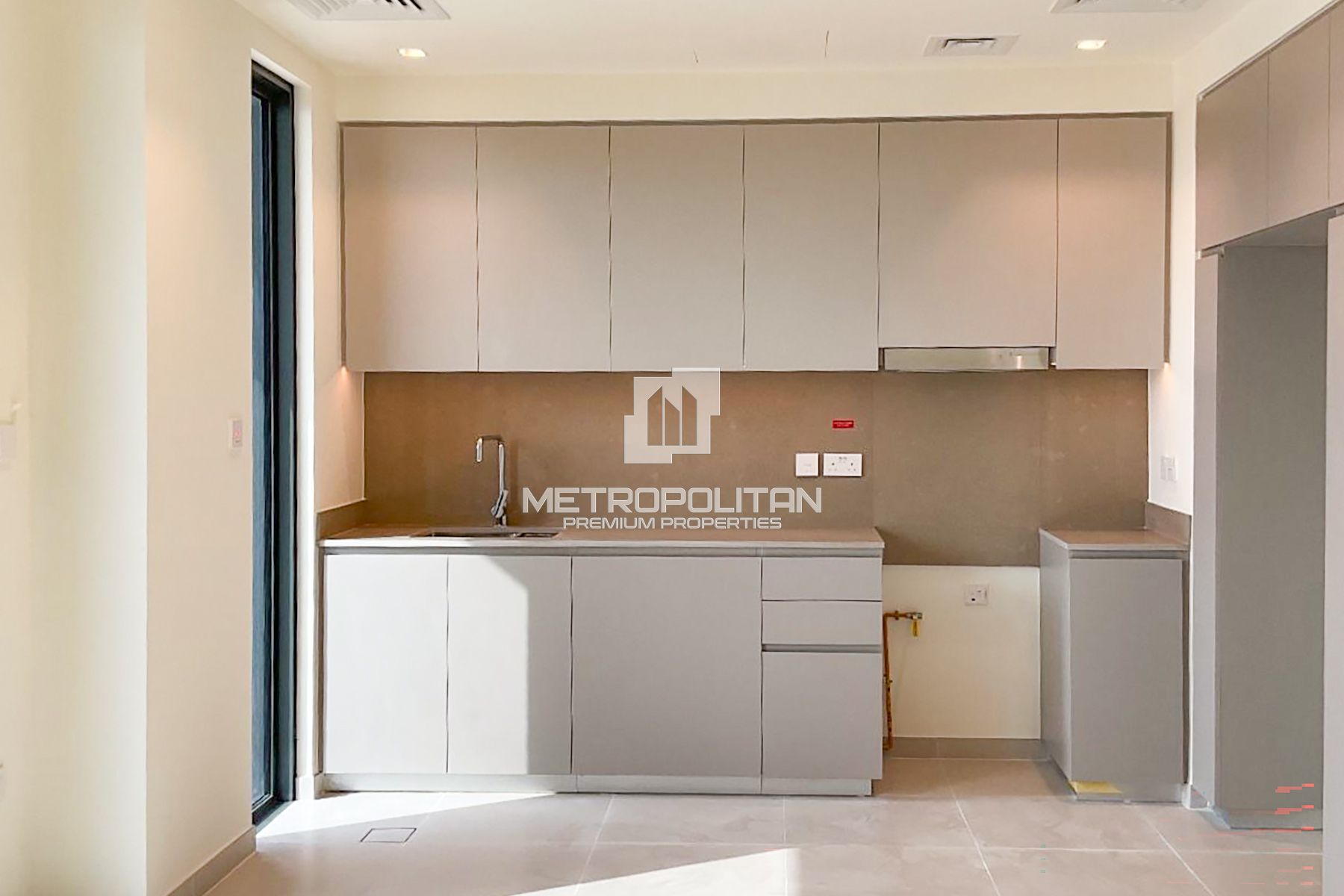 Vastu Compliant | Single Row | Bigger Layout