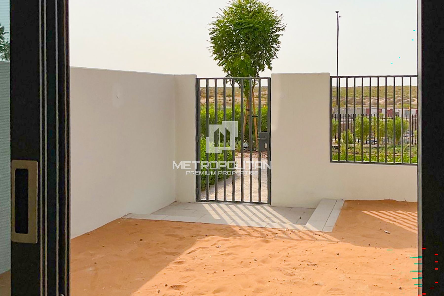 Vastu Compliant | Single Row | Bigger Layout