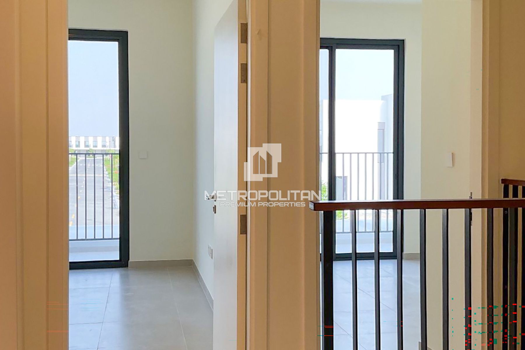 Vastu Compliant | Single Row | Bigger Layout