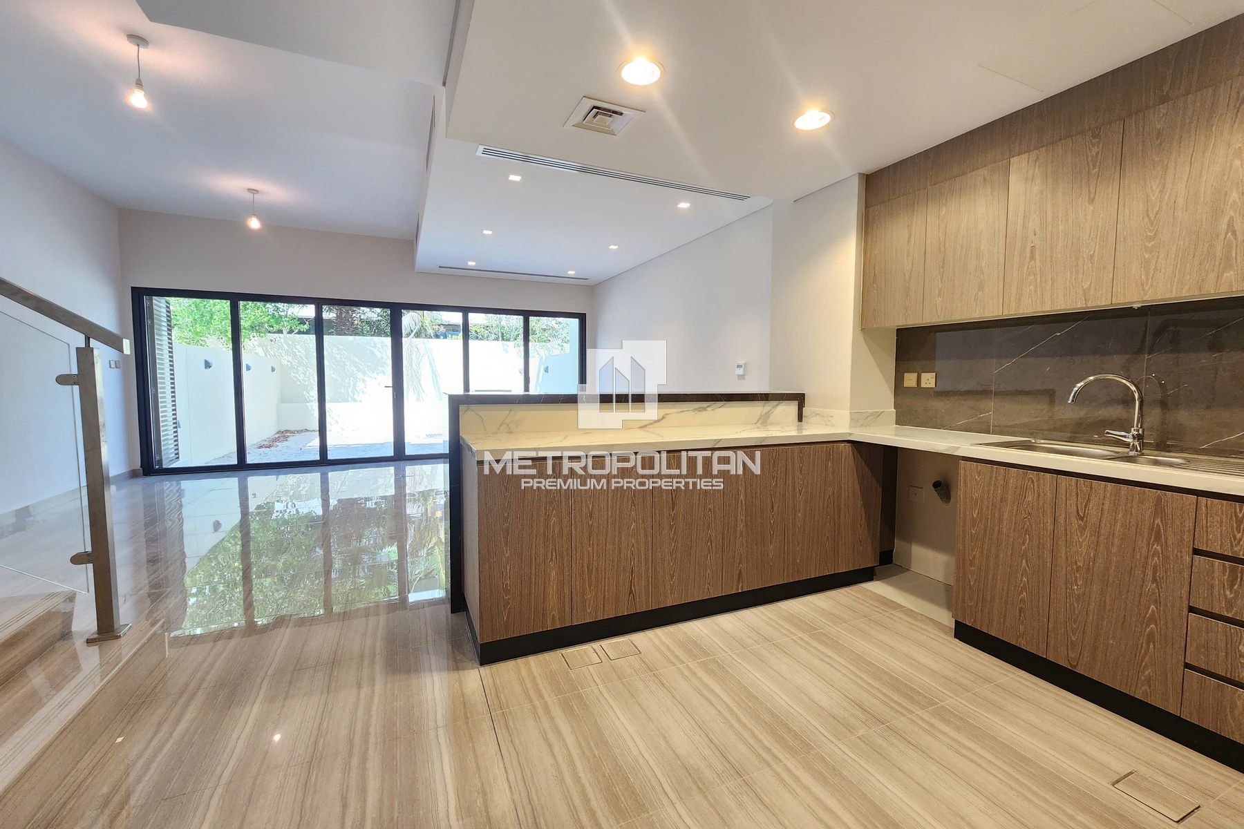 تاون هاوس للبيع في Silver Springs 3، DAMAC Hills - MPS-50916