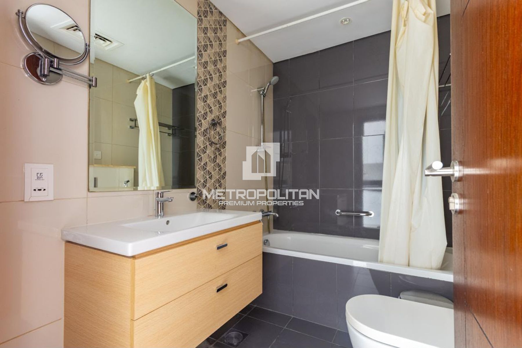 Investor Deal | Tenanted | Furnished Studio