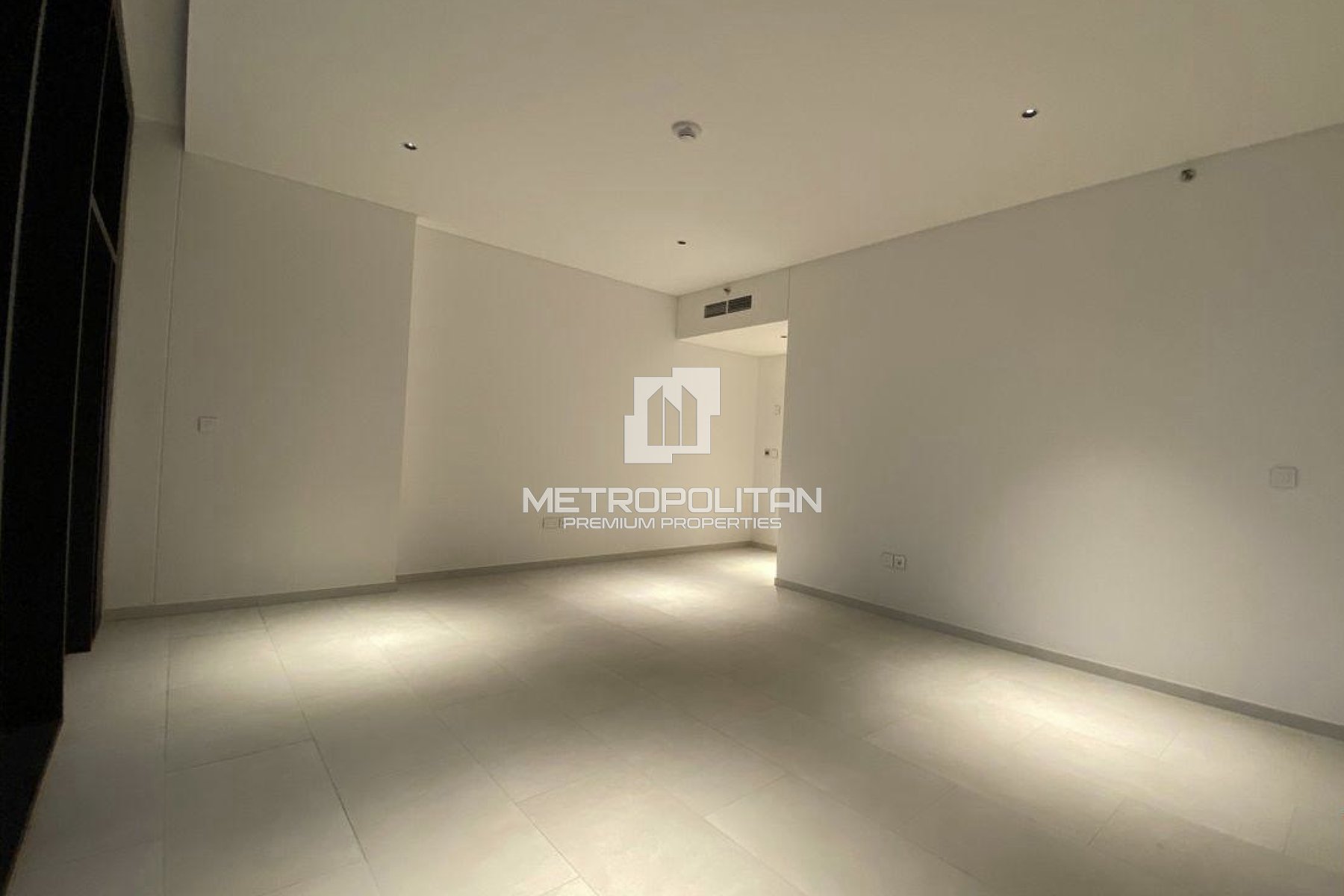 Studio Apartment for Sale in Marquise Square Tower, Business Bay - MPS-50960