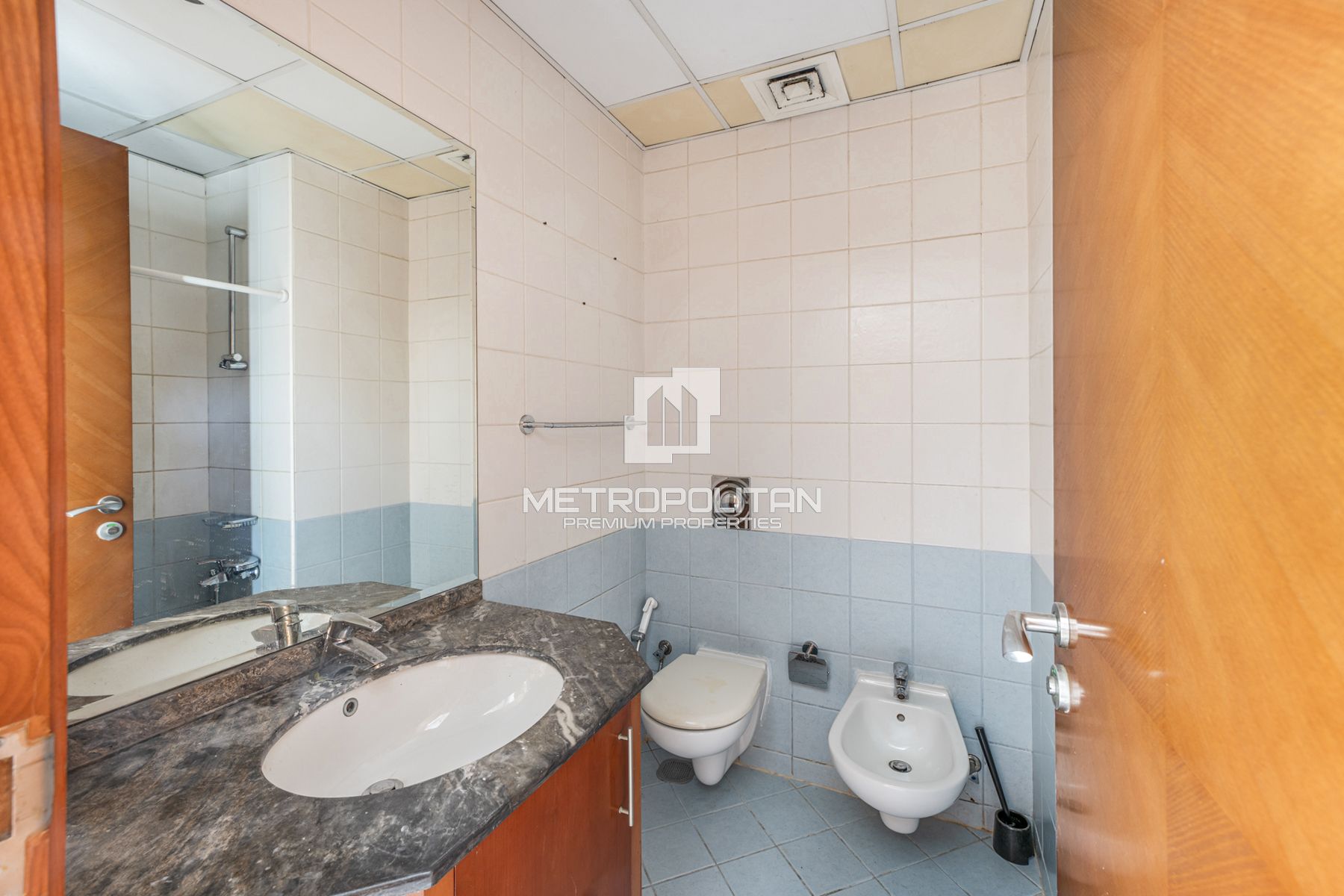 Vastu | Motivated Seller | Park View | Spacious