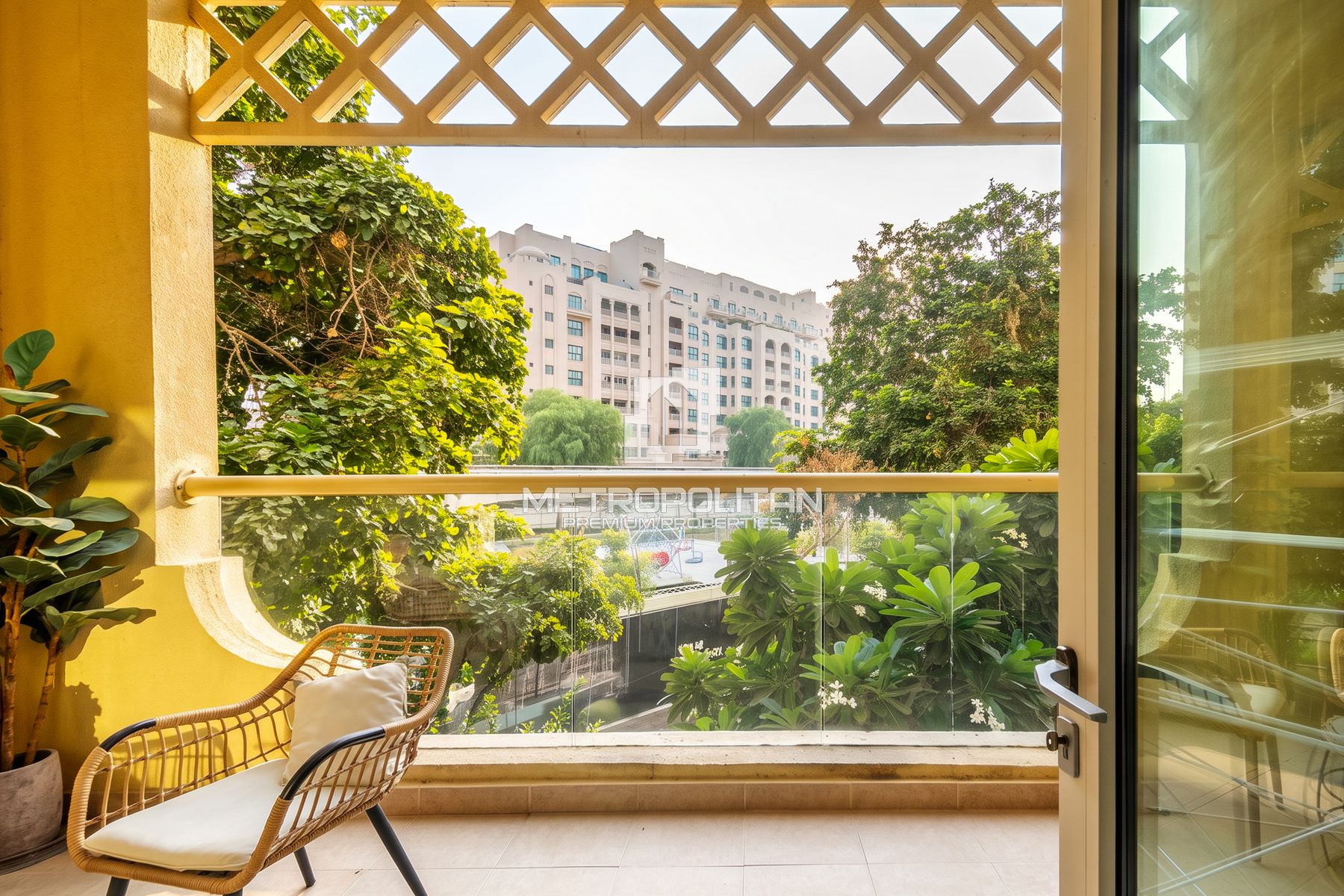 2BR Apartment for Sale in Jash Hamad, Palm Jumeirah - MPS-51028