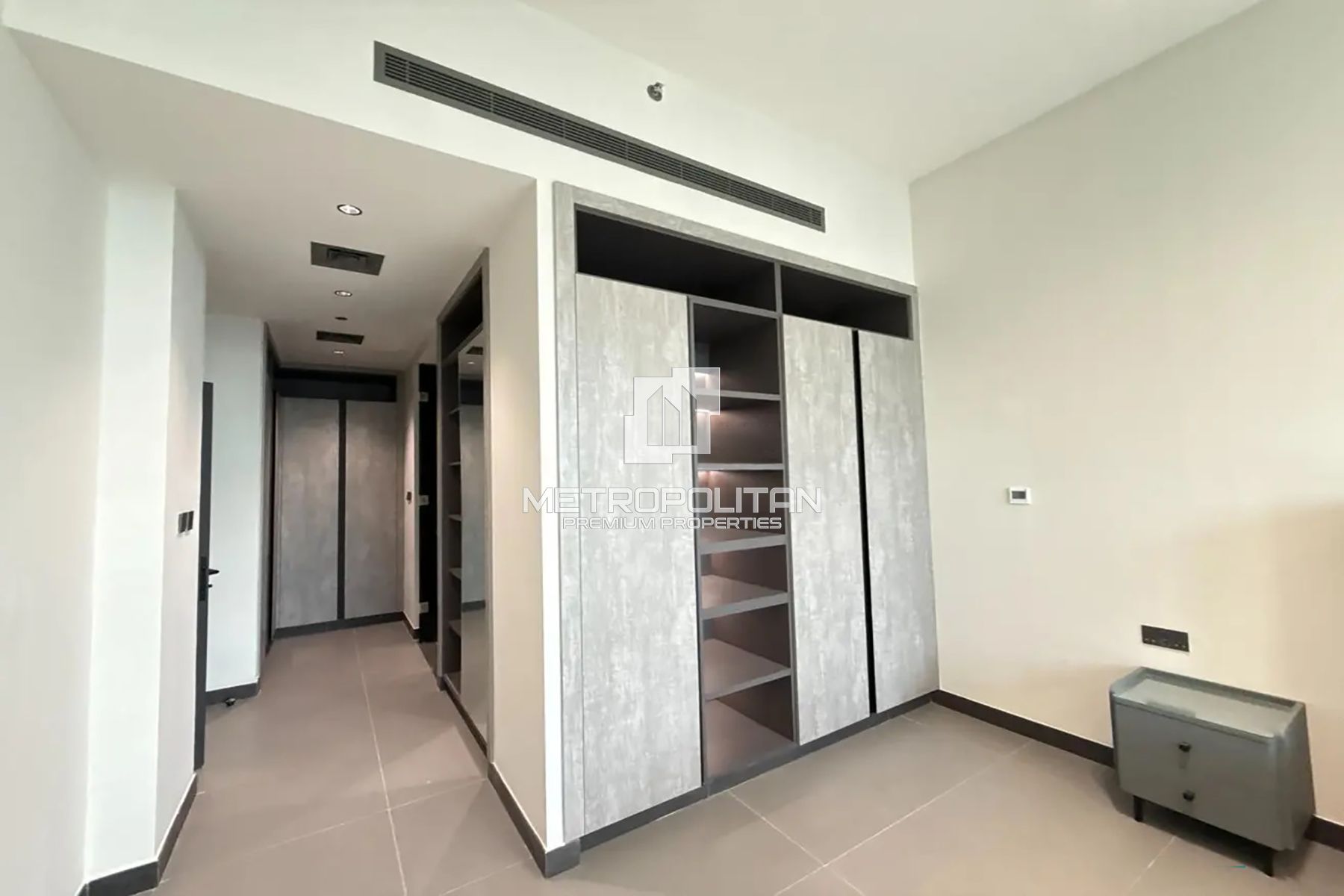 Exclusive Listing | New Building | Full Lake View