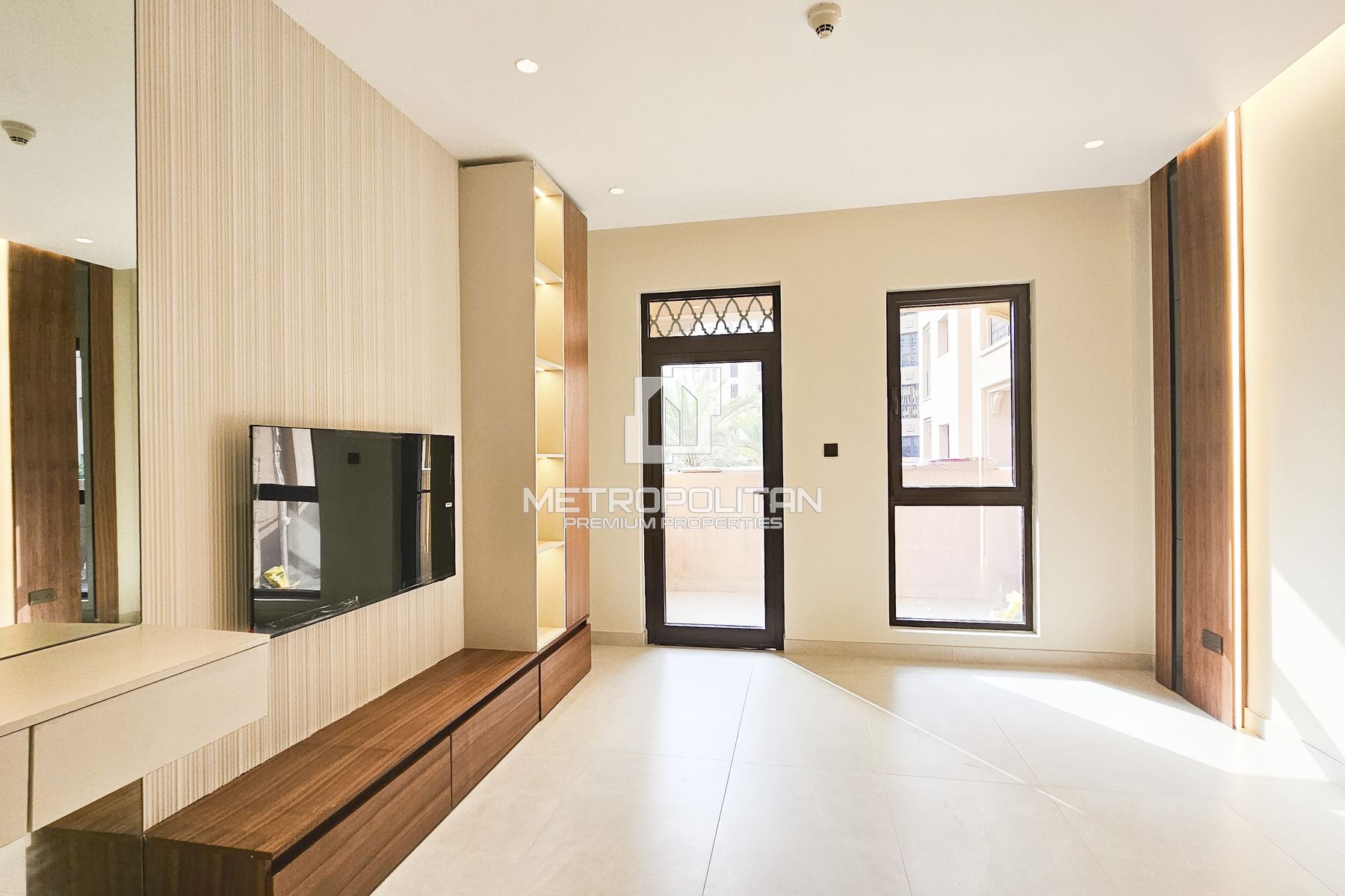 Fully Upgraded | 2 Balconies | Low Floor