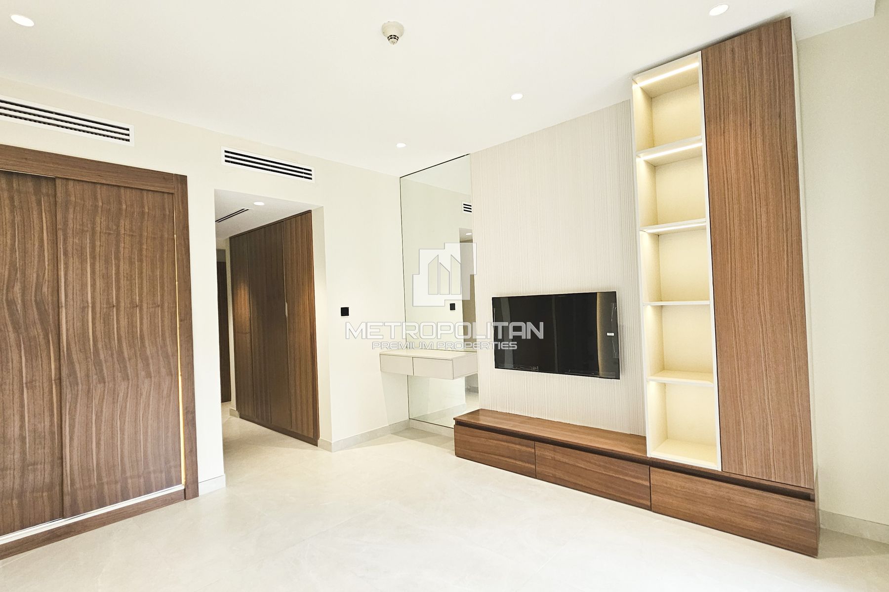 Fully Upgraded | 2 Balconies | Low Floor