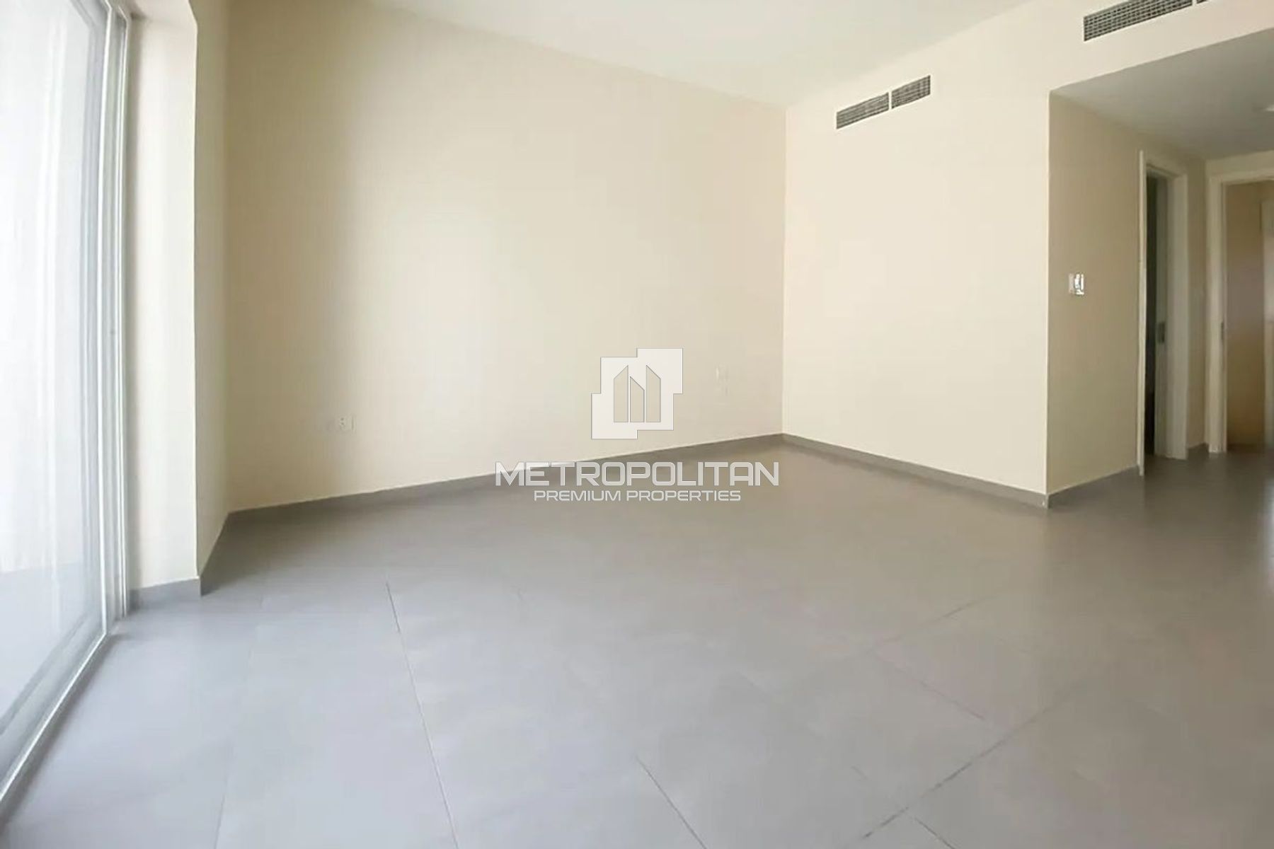 Exclusive | Family Living | Close to Park