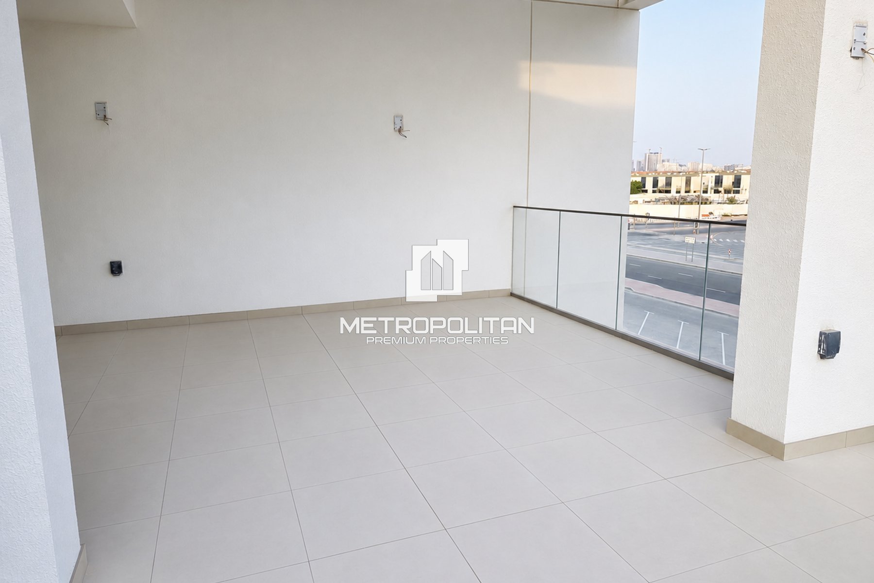 Super Massive Plot | G+2 + Elevator | Best Deal