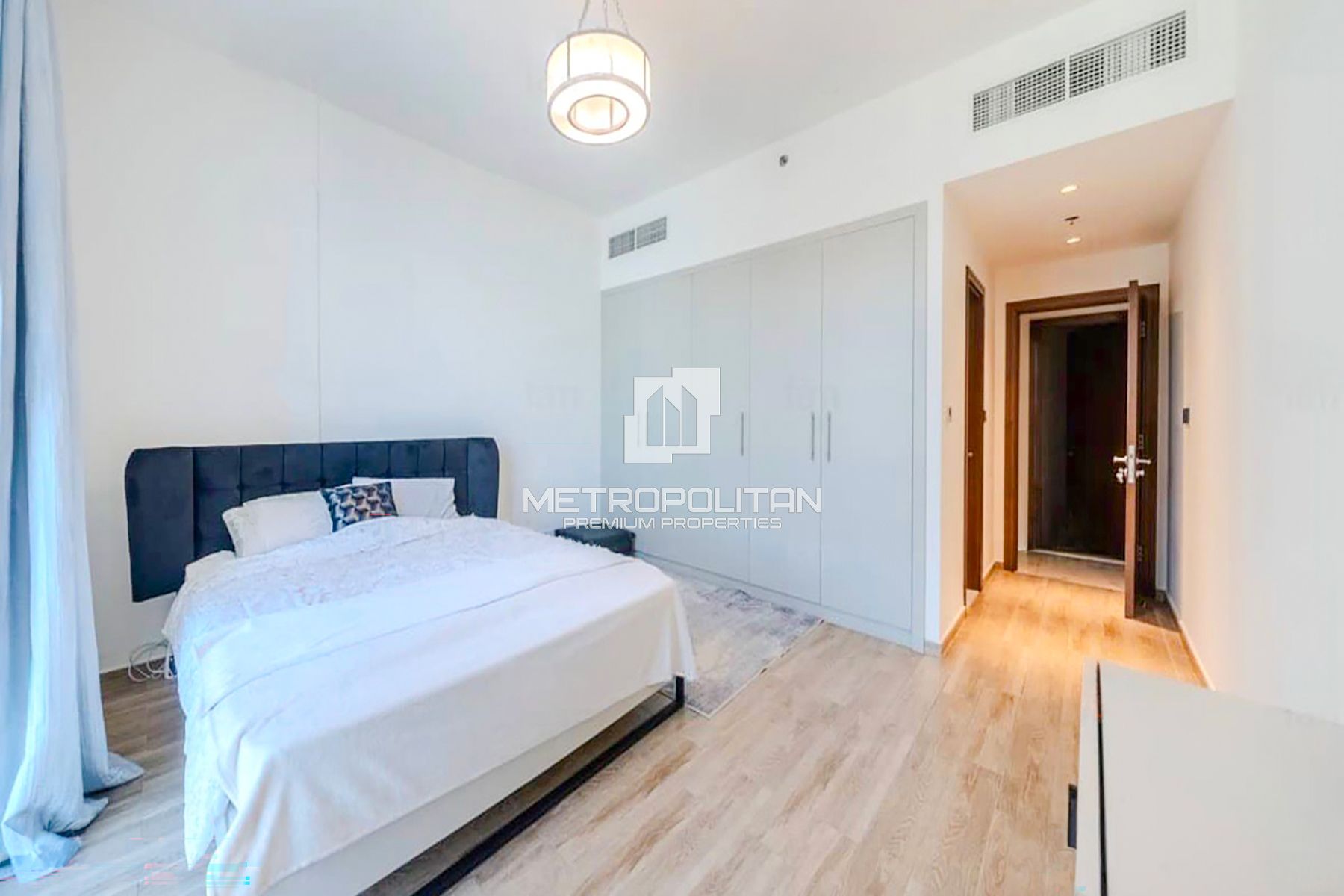 Elegant 3BR | High Floor | Stunning Views