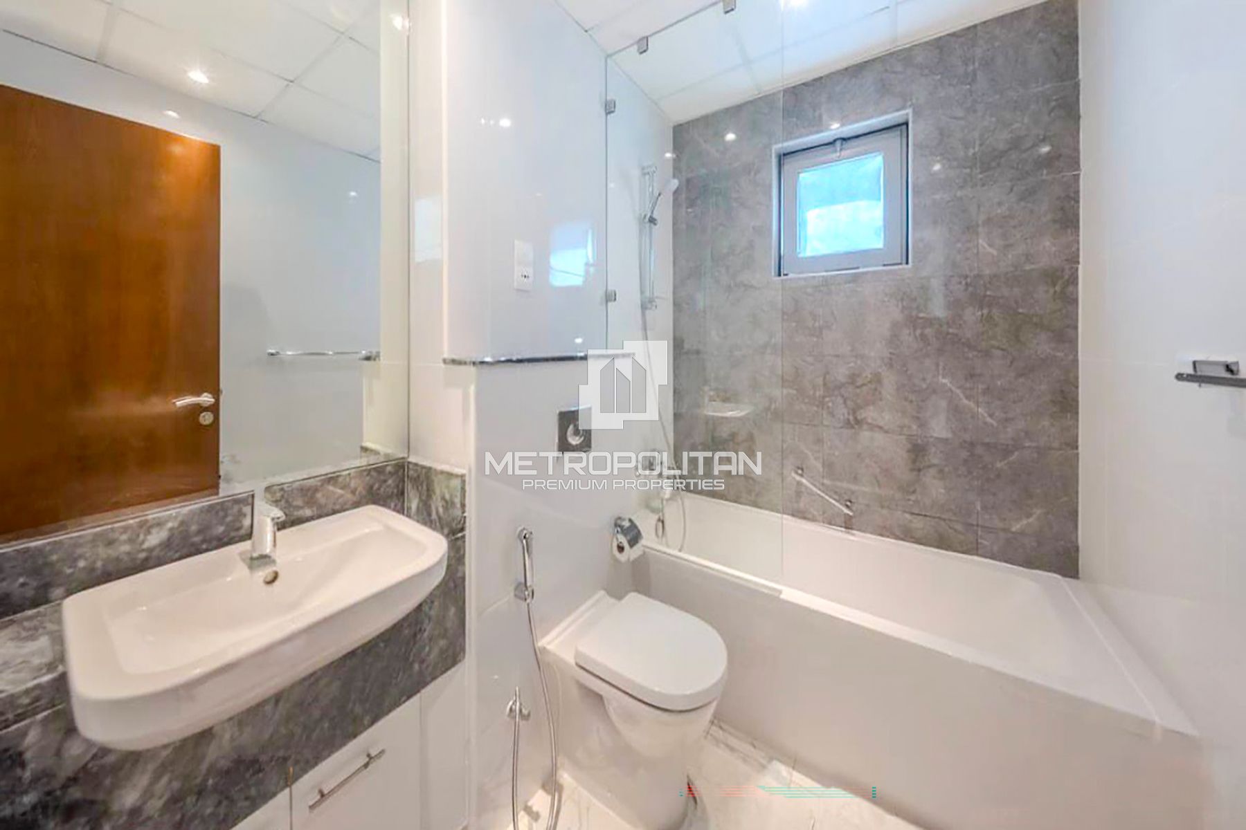Elegant 3BR | High Floor | Stunning Views