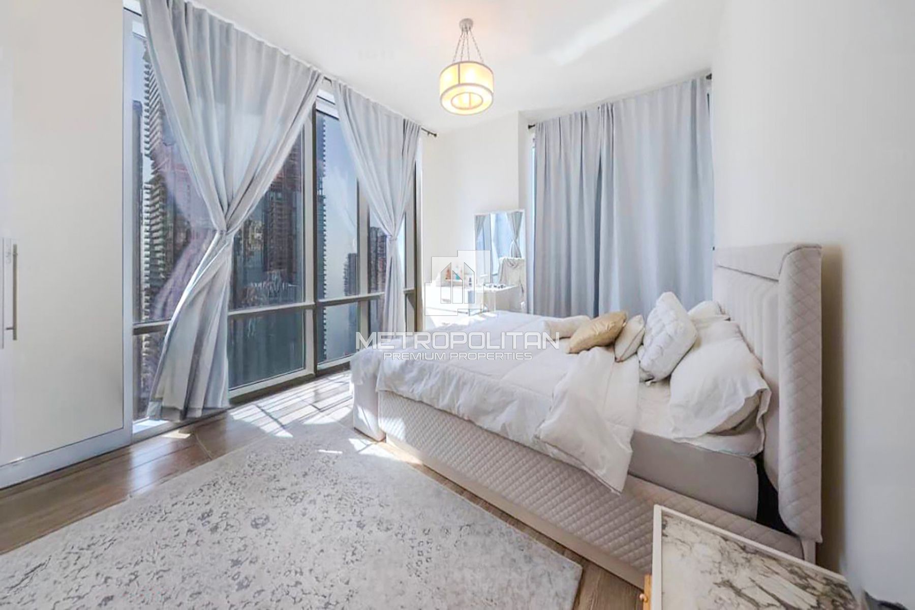 Elegant 3BR | High Floor | Stunning Views