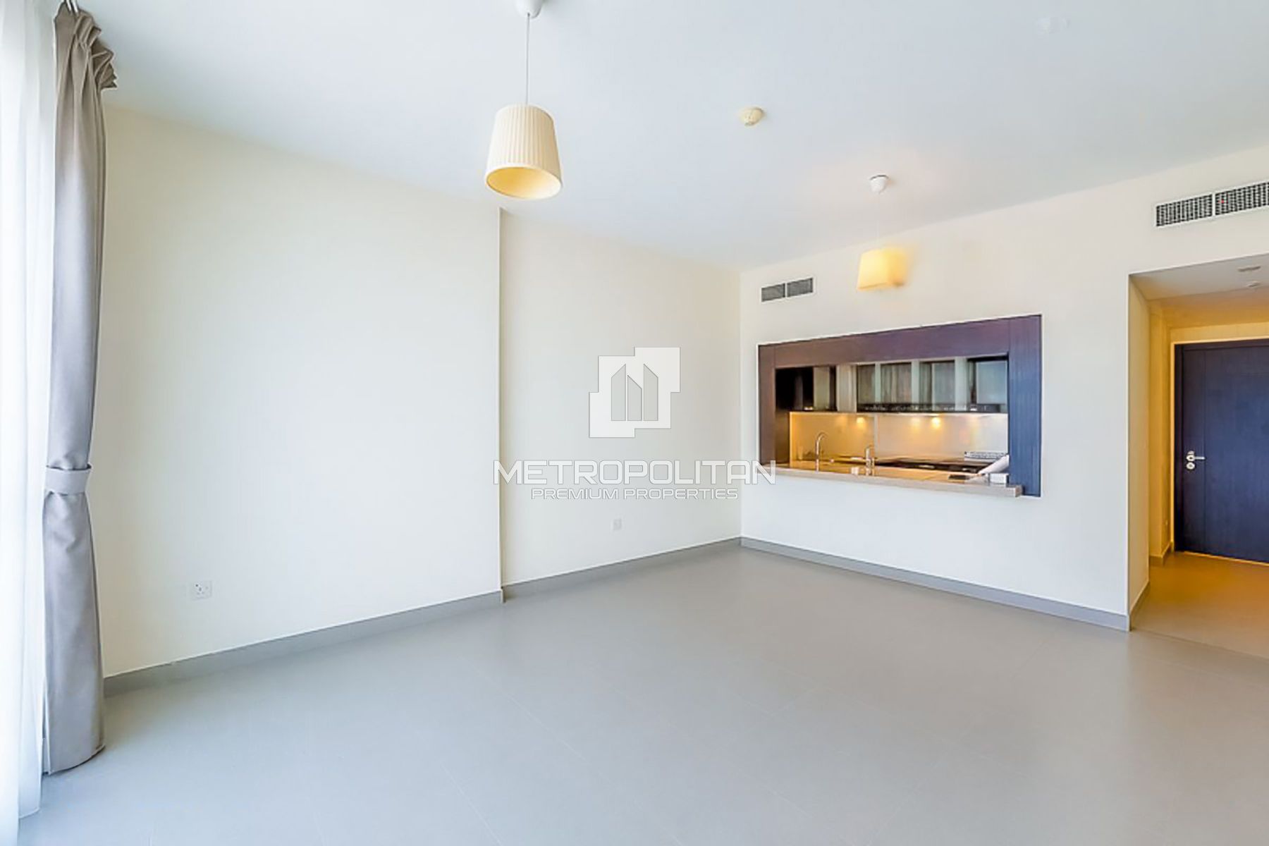 Corner Unit I Vacant I High Floor I Urgent Sale