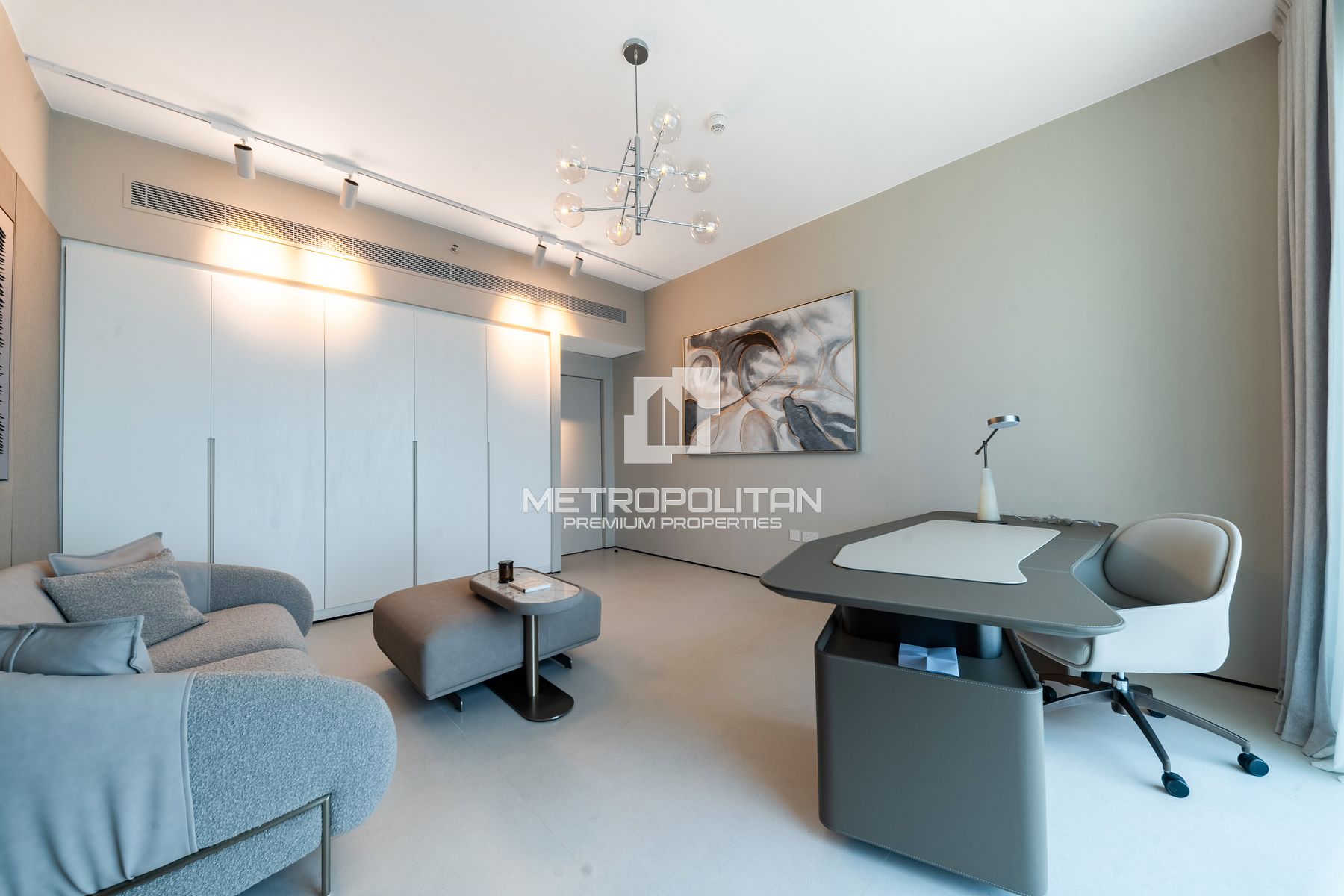 Elegant 4BR|Furnished| High Floor|Sea and Ain View