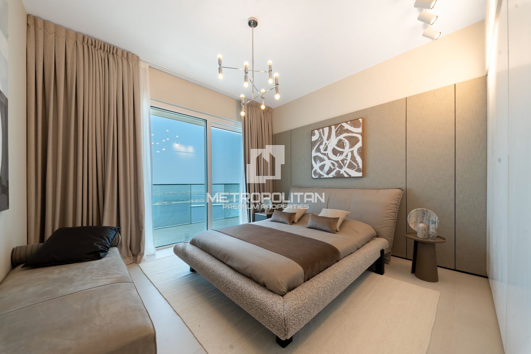 Elegant 4BR|Furnished| High Floor|Sea and Ain View