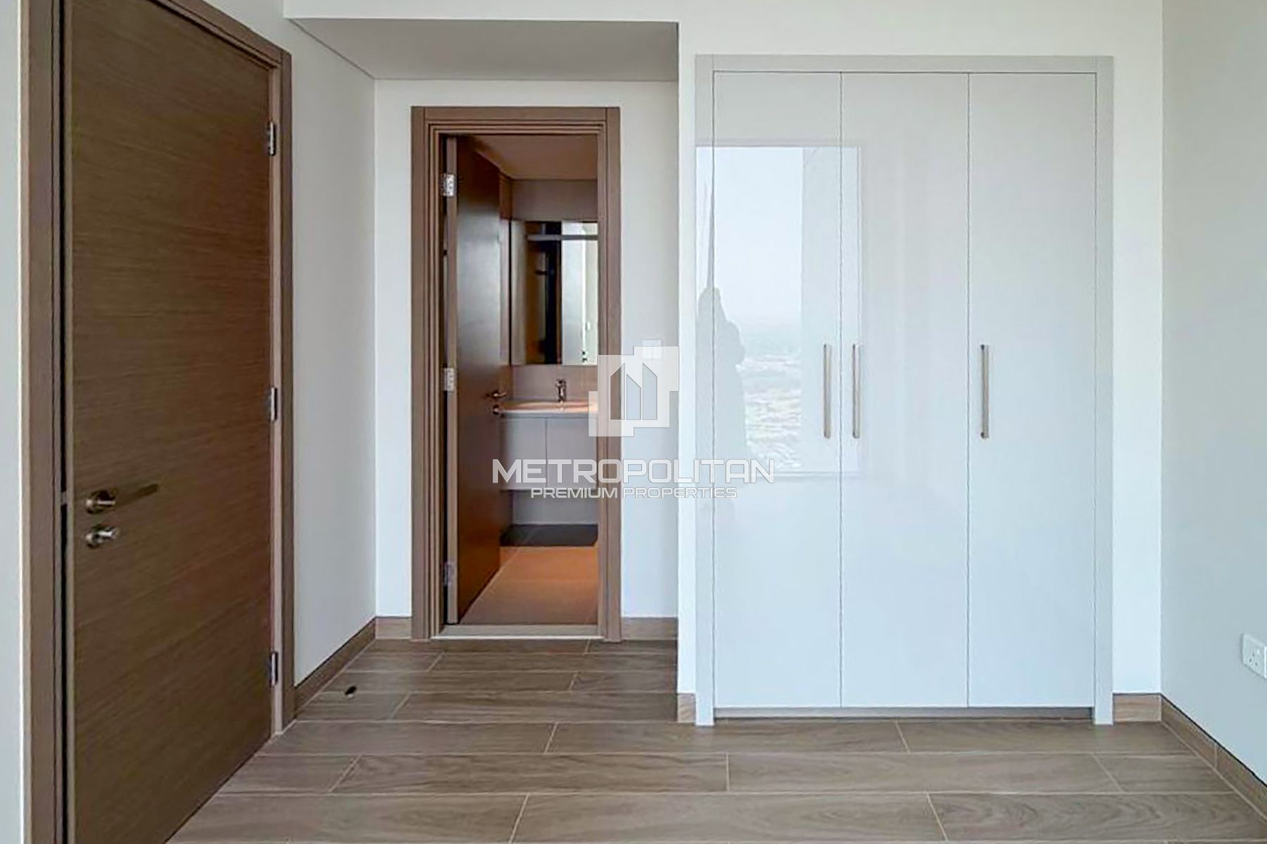 High Floor | Lagoon & Park Views | 1 Bed + Study