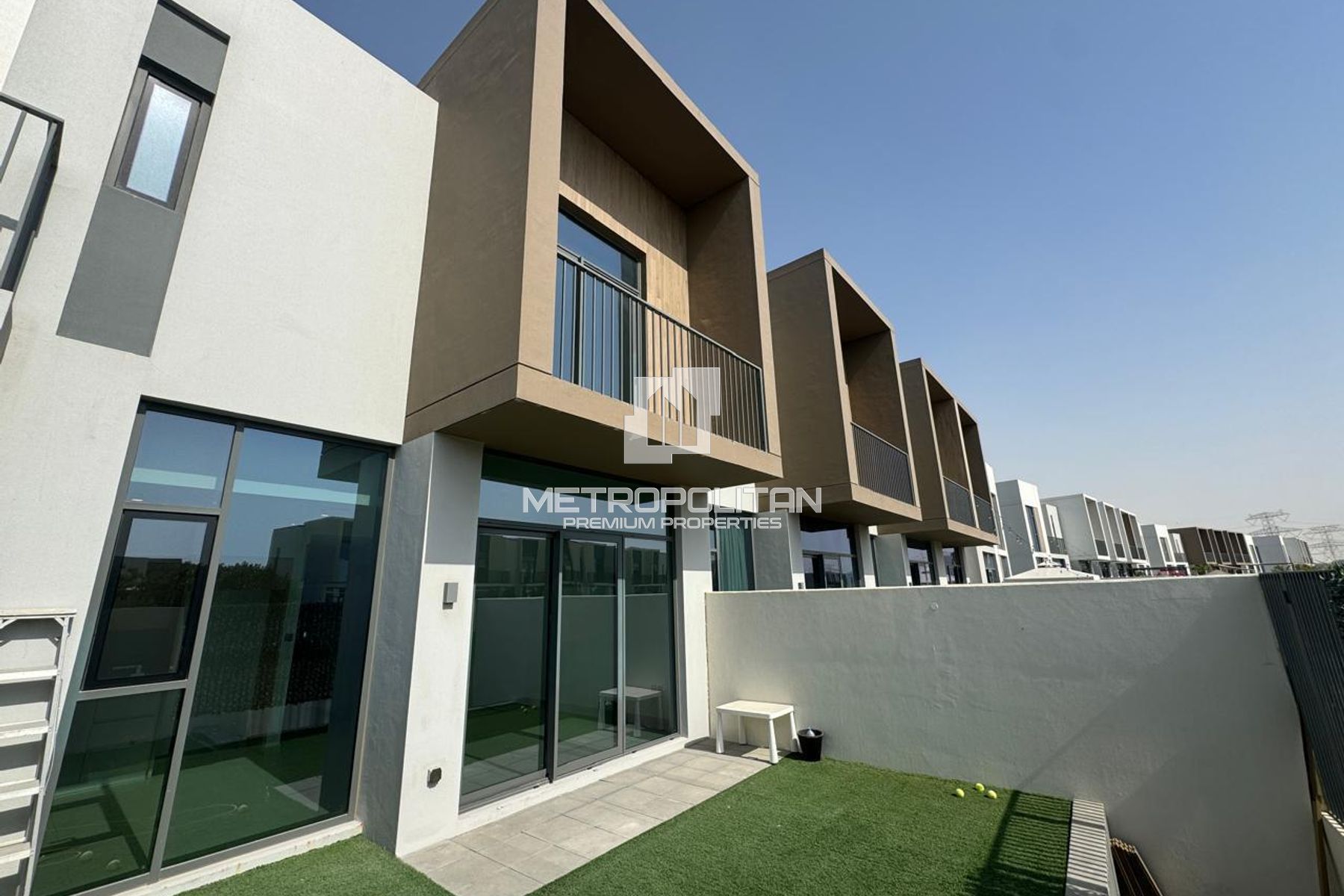 Single Row | Park Facing | Close to Amenities