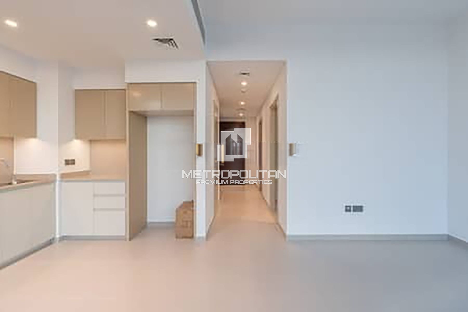 Single Row | Park Facing | Close to Amenities