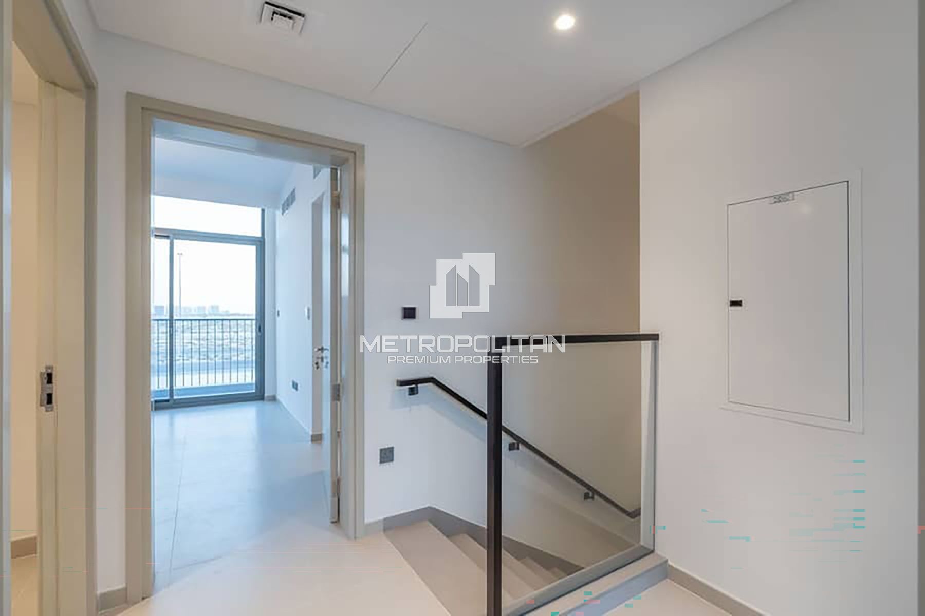 Single Row | Park Facing | Close to Amenities