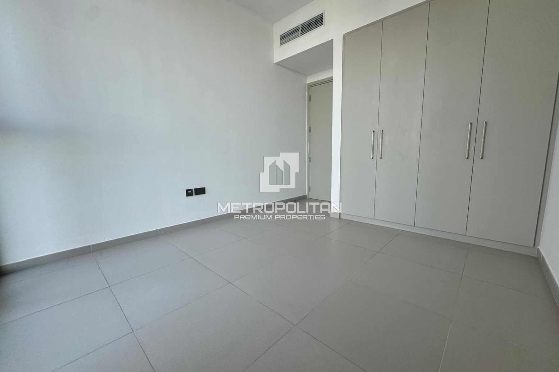 Single Row | Park Facing | Close to Amenities