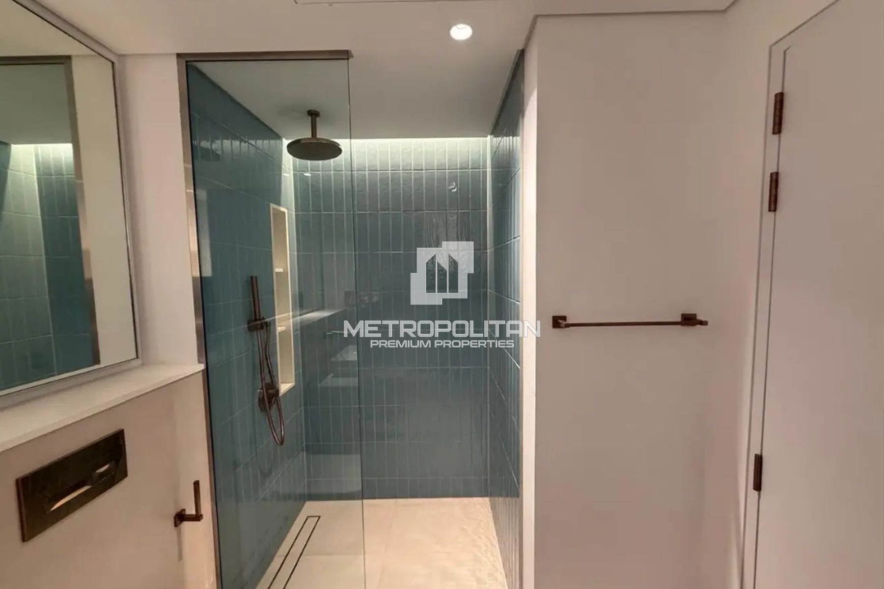 Premium & Modern Coastal Studio | Mina Al Arab