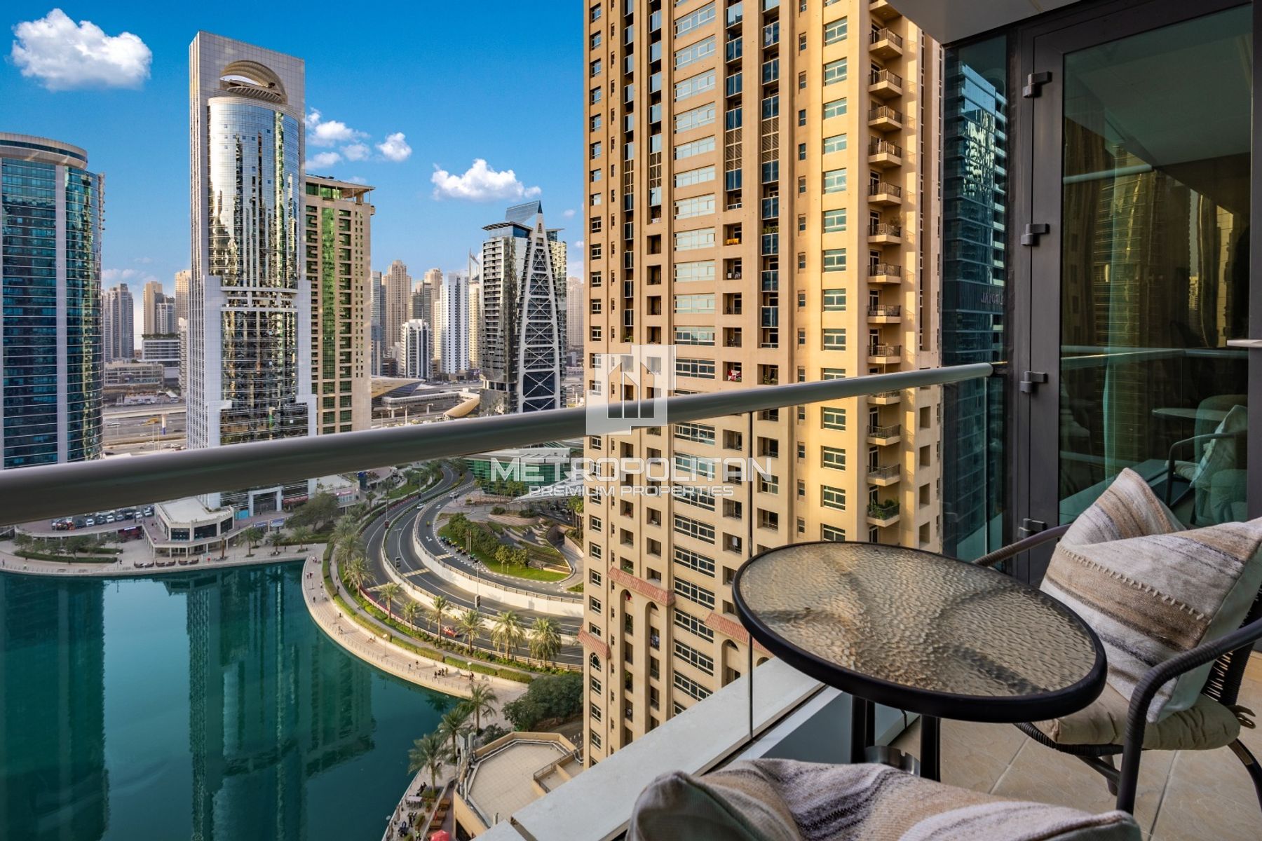 Fully Furnished 2BR | Full Lake View | High Floor