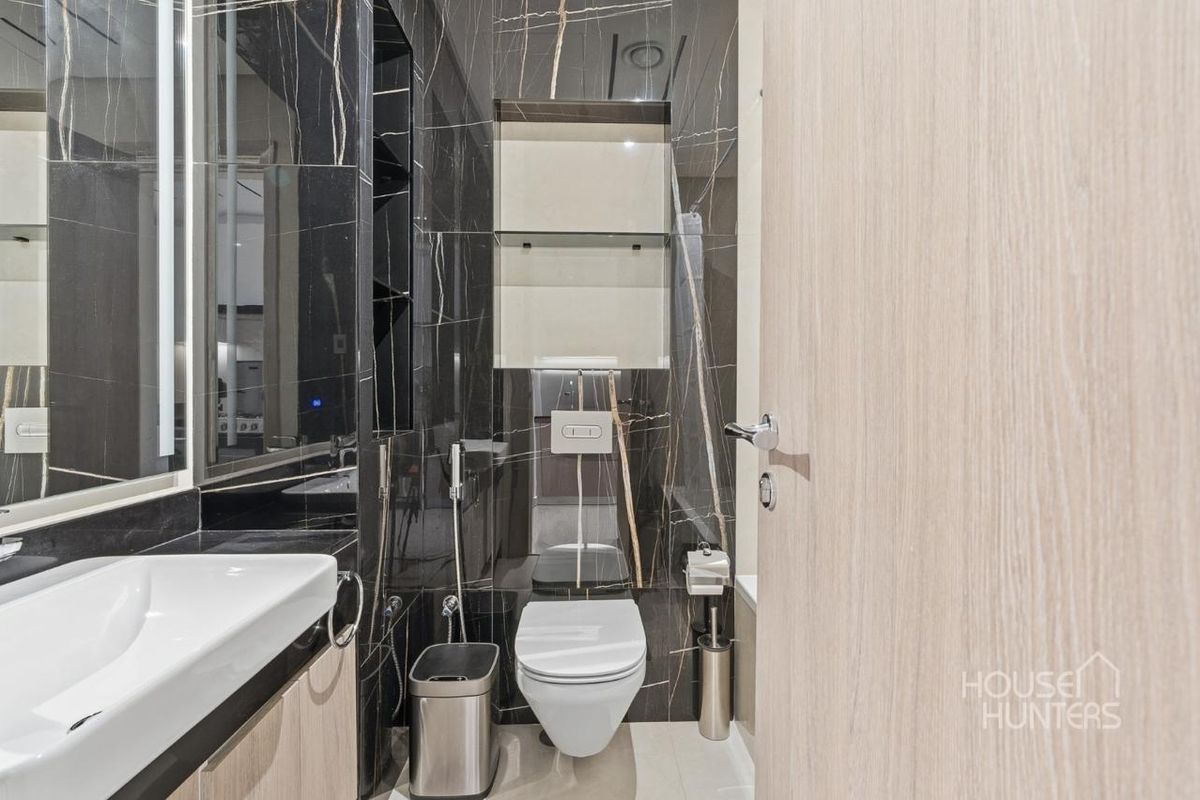 Furnished Studio | Vacant | Balcony | High Floor