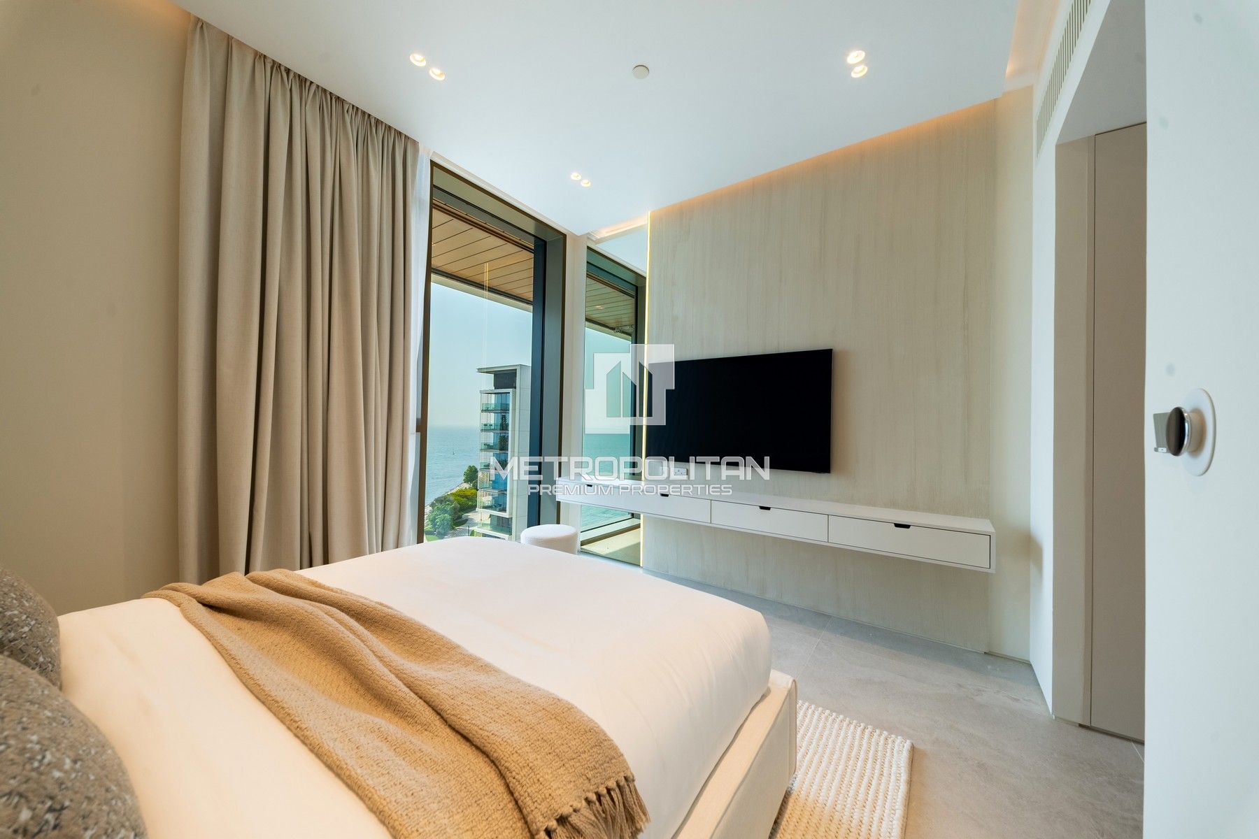 Full Sea View| Fully Upgraded&Furnished |Motivated