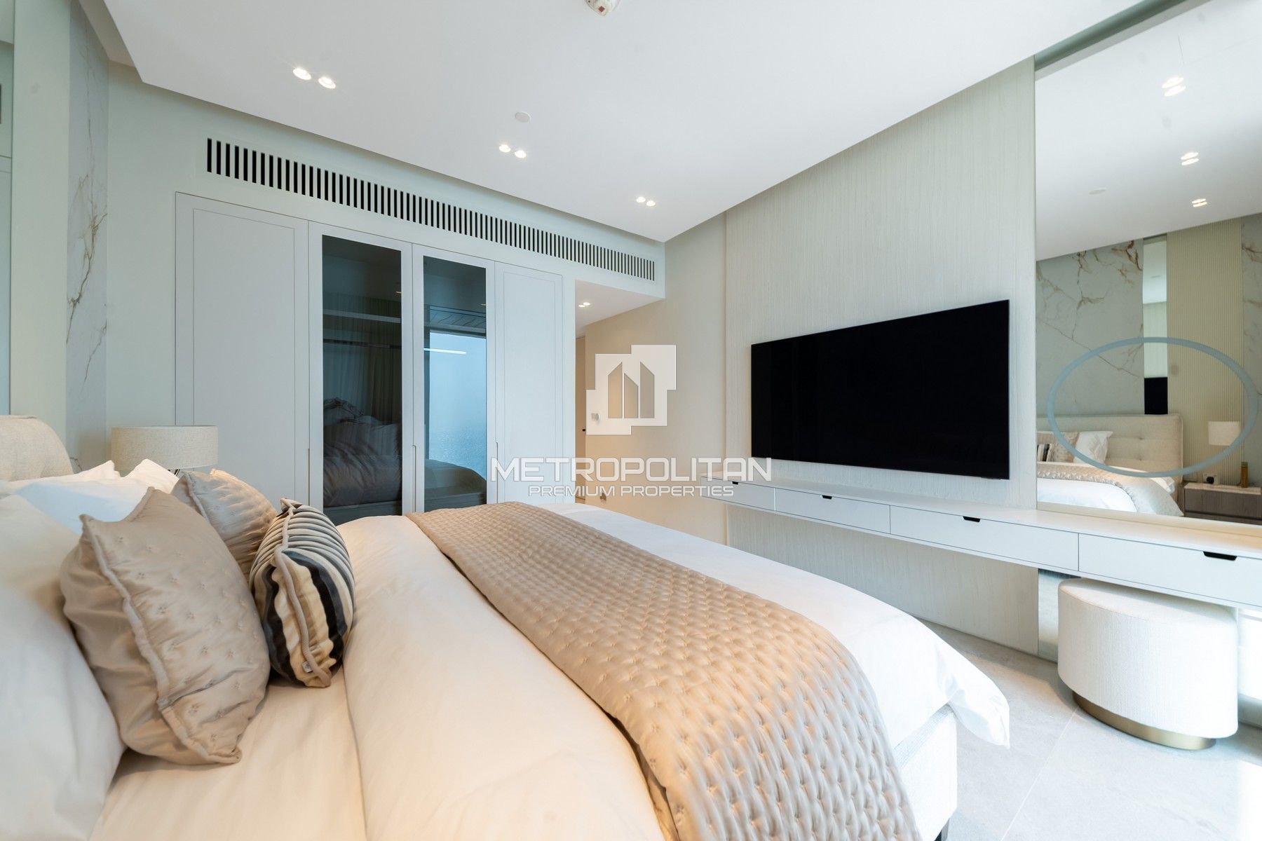 Full Sea View| Fully Upgraded&Furnished |Motivated