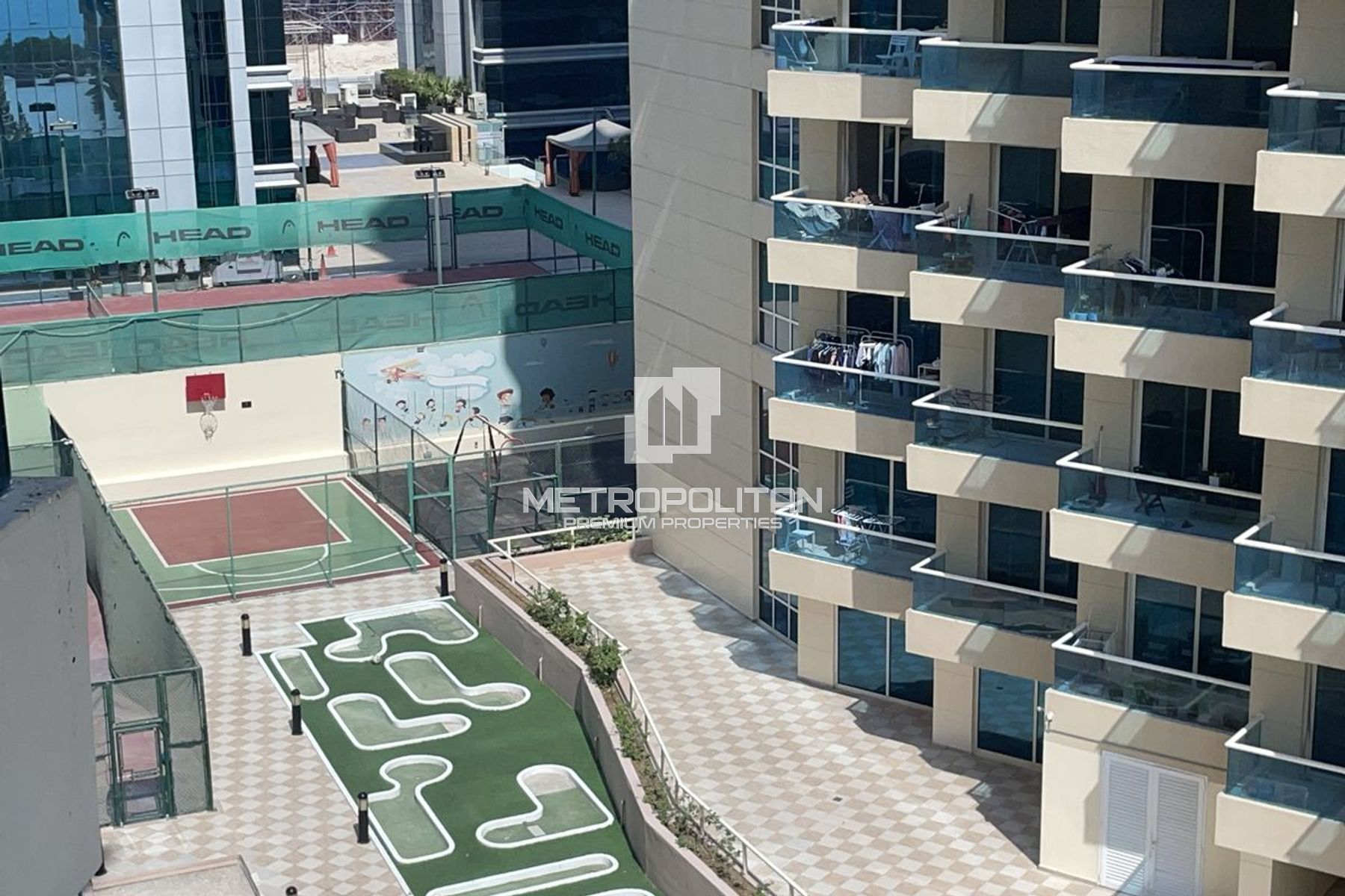 Vacant | Lake & Golf Views | Large Studio
