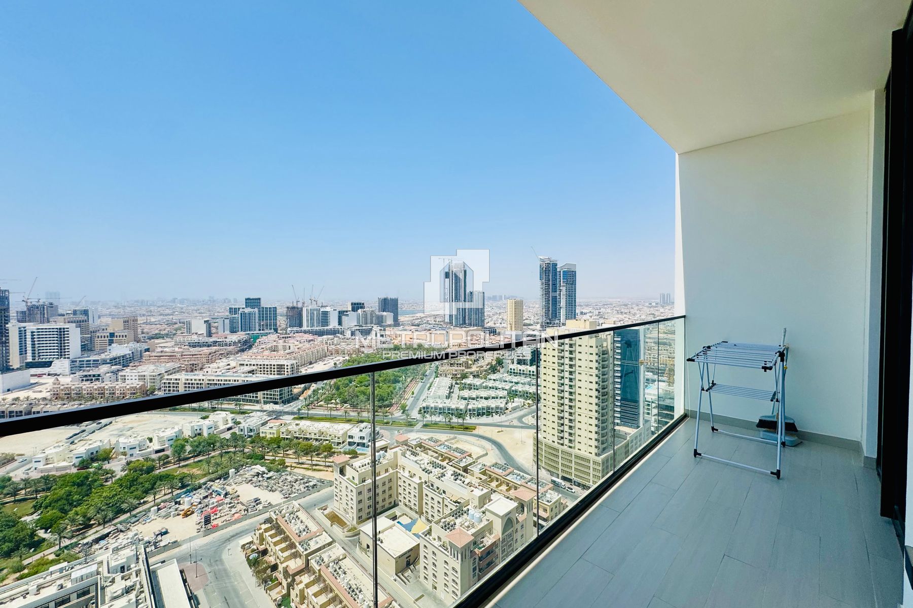 High Floor | Bright Home | Skyline View | Hot Deal