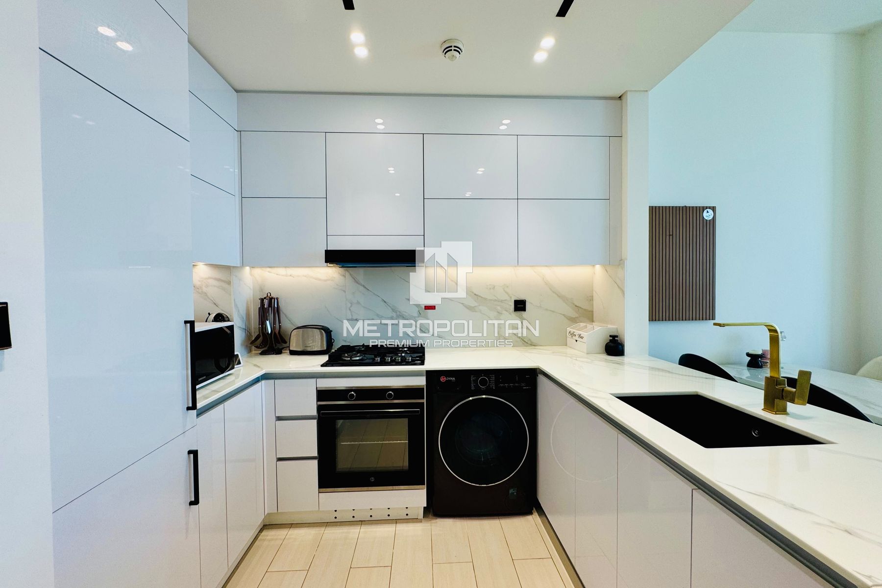High Floor | Bright Home | Skyline View | Hot Deal