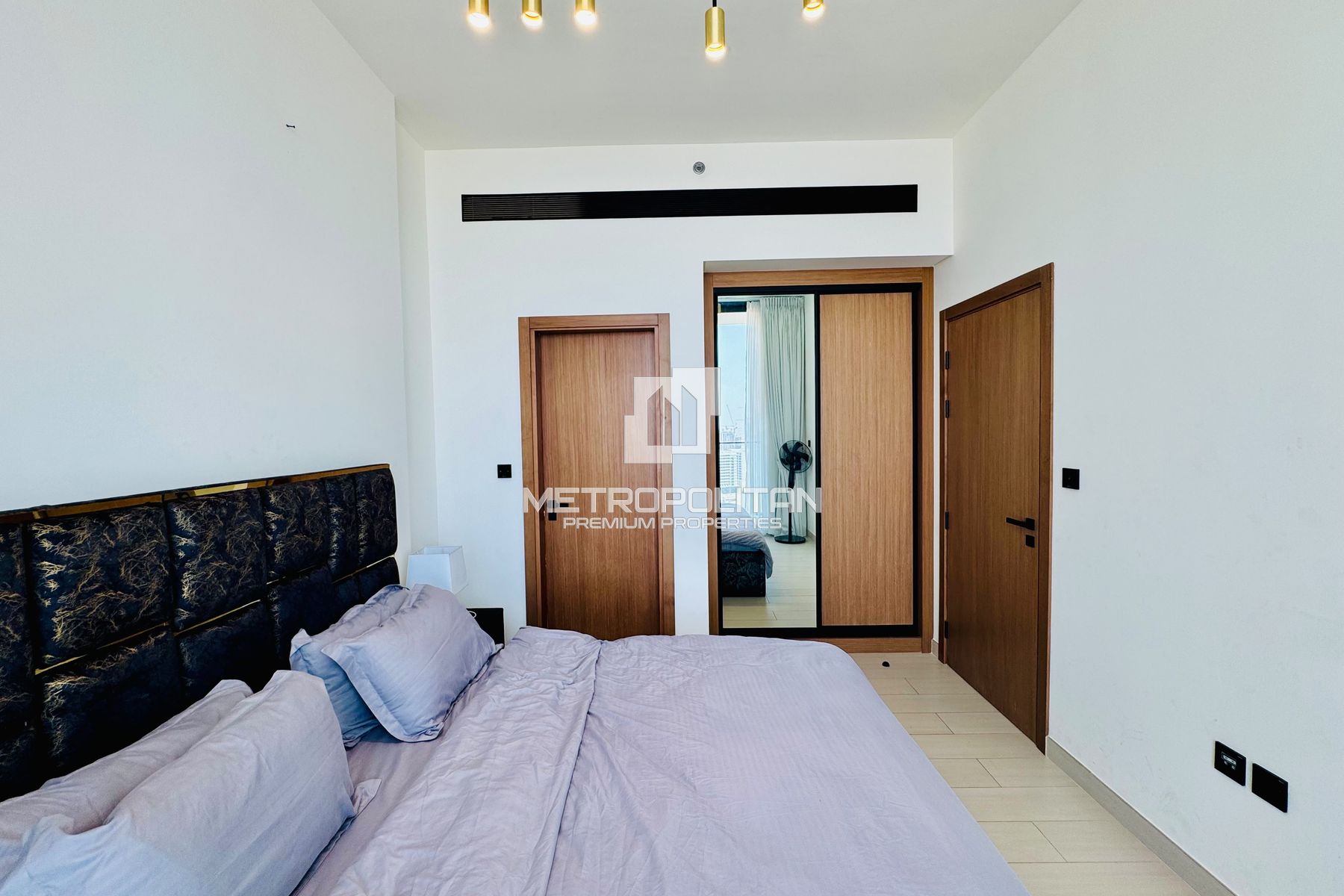 High Floor | Bright Home | Skyline View | Hot Deal