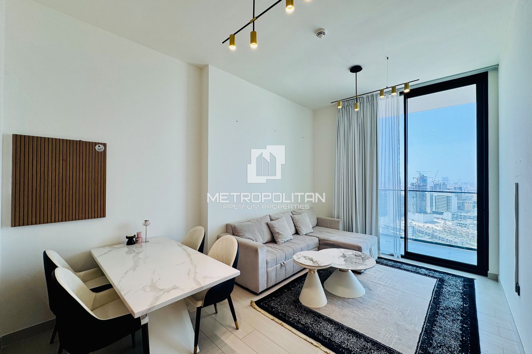 High Floor | Bright Home | Skyline View | Hot Deal