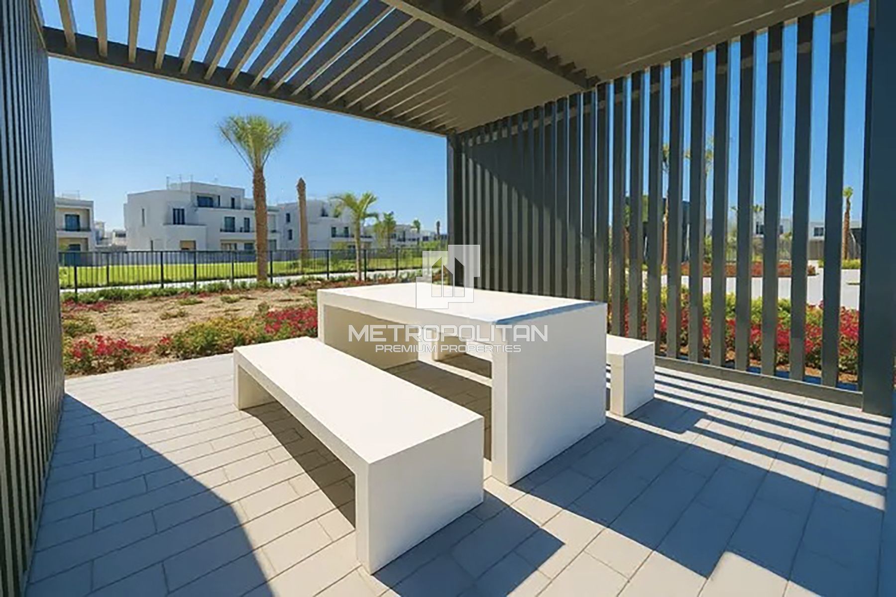 Water View | Single Row | Nearby Community Center