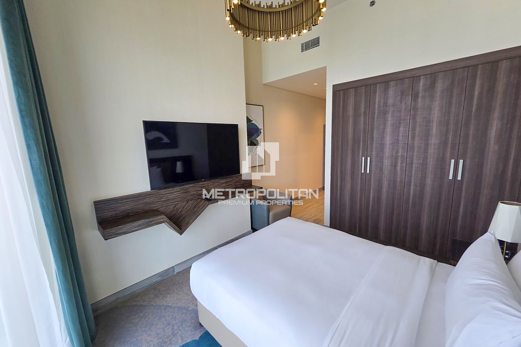 Huge Layout | Full Palm View | Vacant