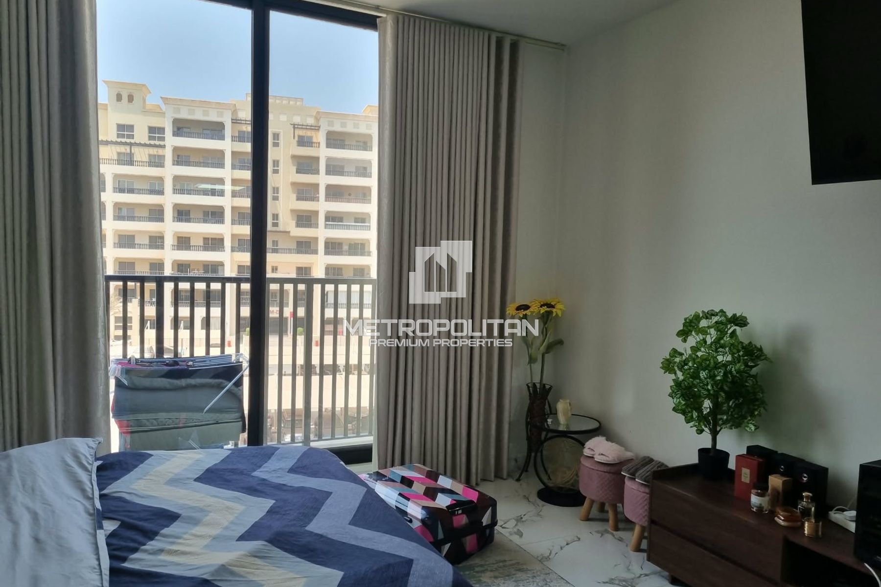 Fully Furnished | Ready To Move | Upgraded
