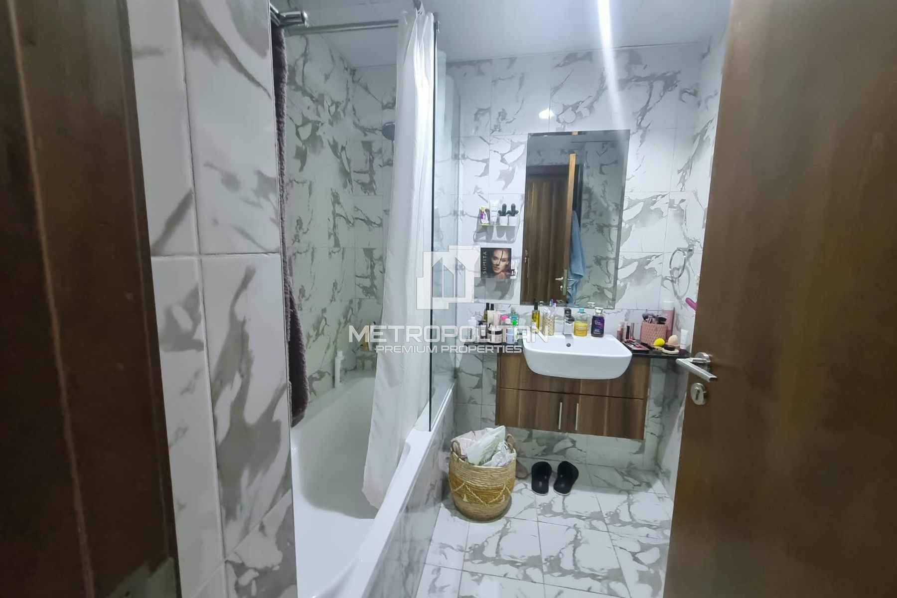 Fully Furnished | Ready To Move | Upgraded